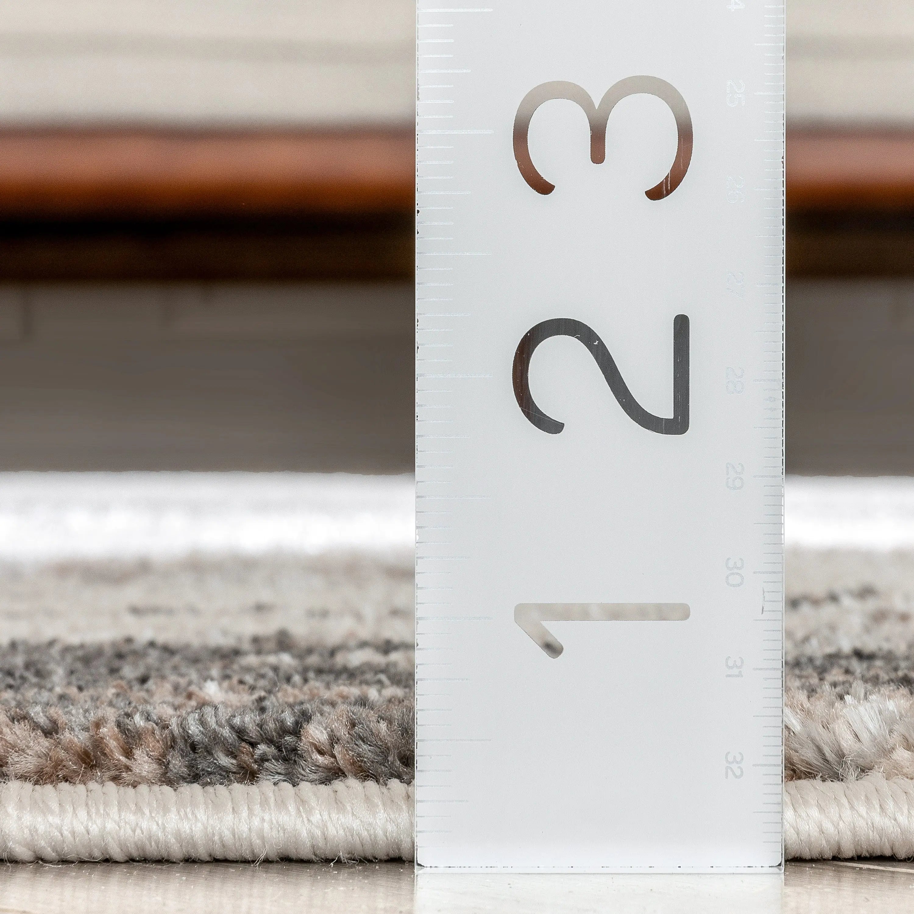 Francis Abstract Brushstroke Ivory Vintage Rug、mySite、gigharbornorthrealestate