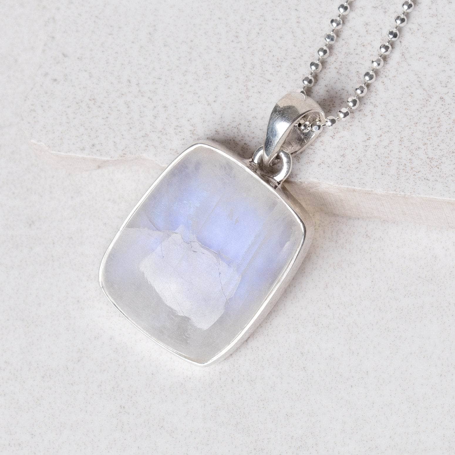 Rainbow Moonstone Square Pendant Necklace、mySite、hinf8tx79