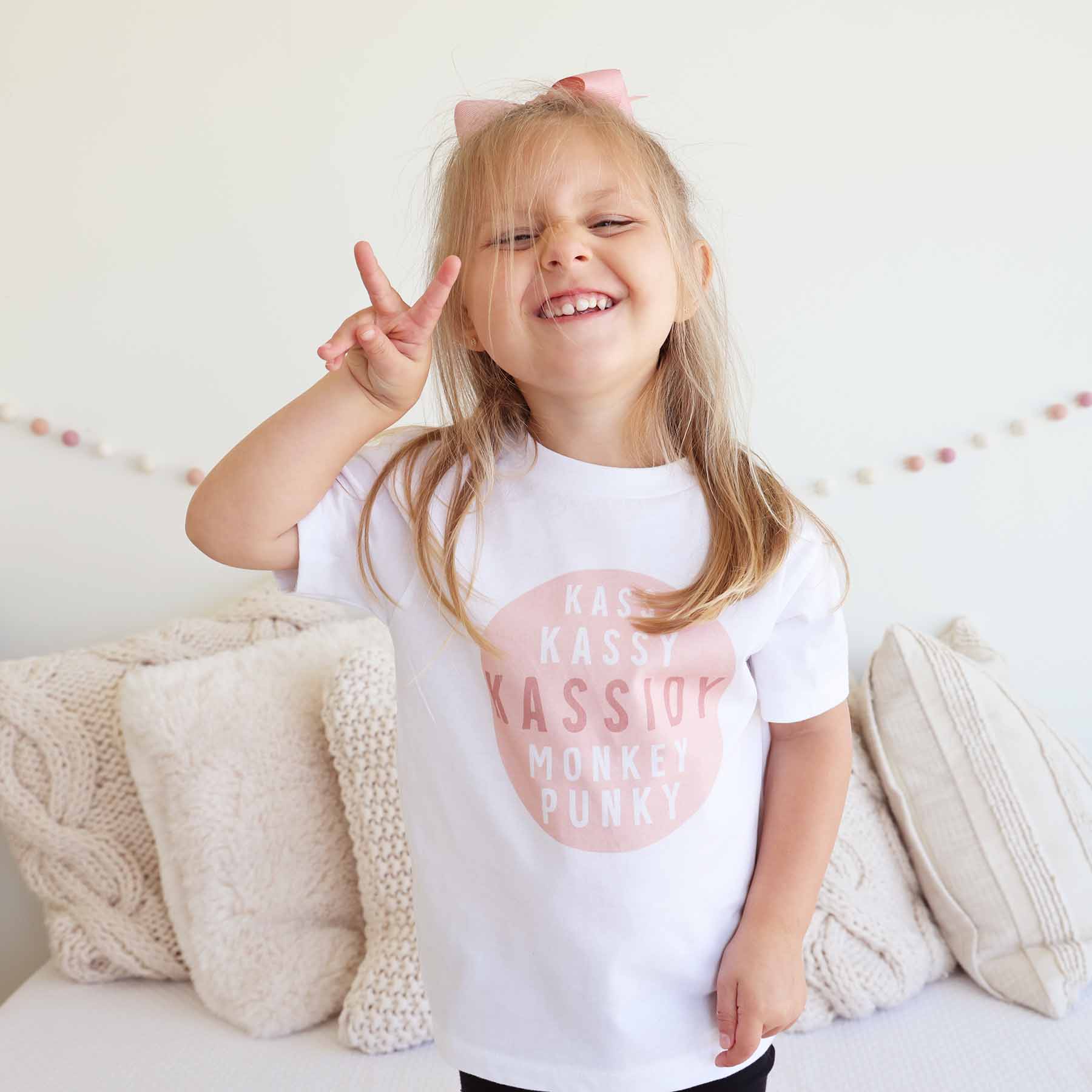  Personalized Pink Nickname Circle Kids Graphic Tee | White、mySite、layawaytickets