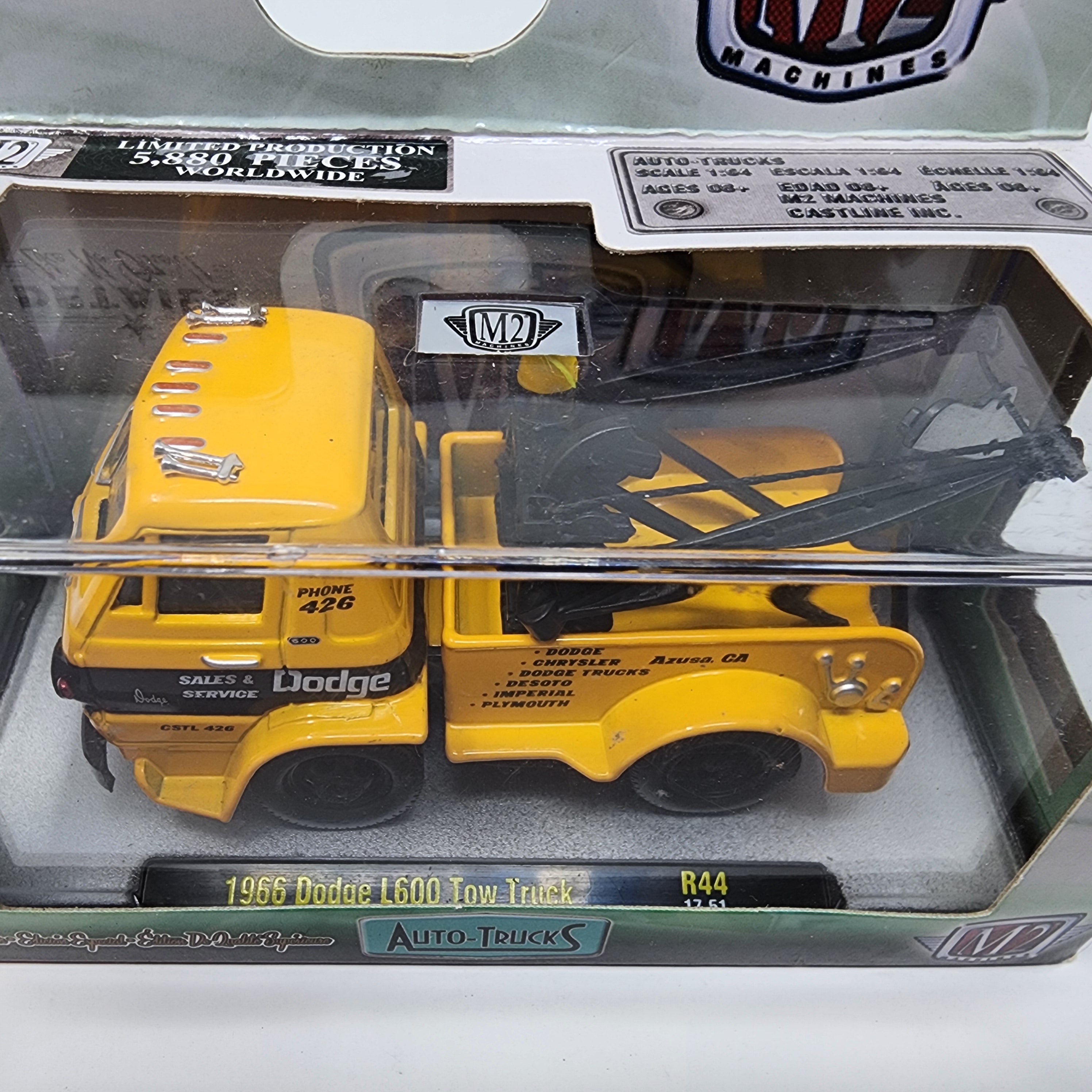 1966 Dodge L600 Tow Truck * M2 Machines Auto-Trucks、mySite、hgirdovlk