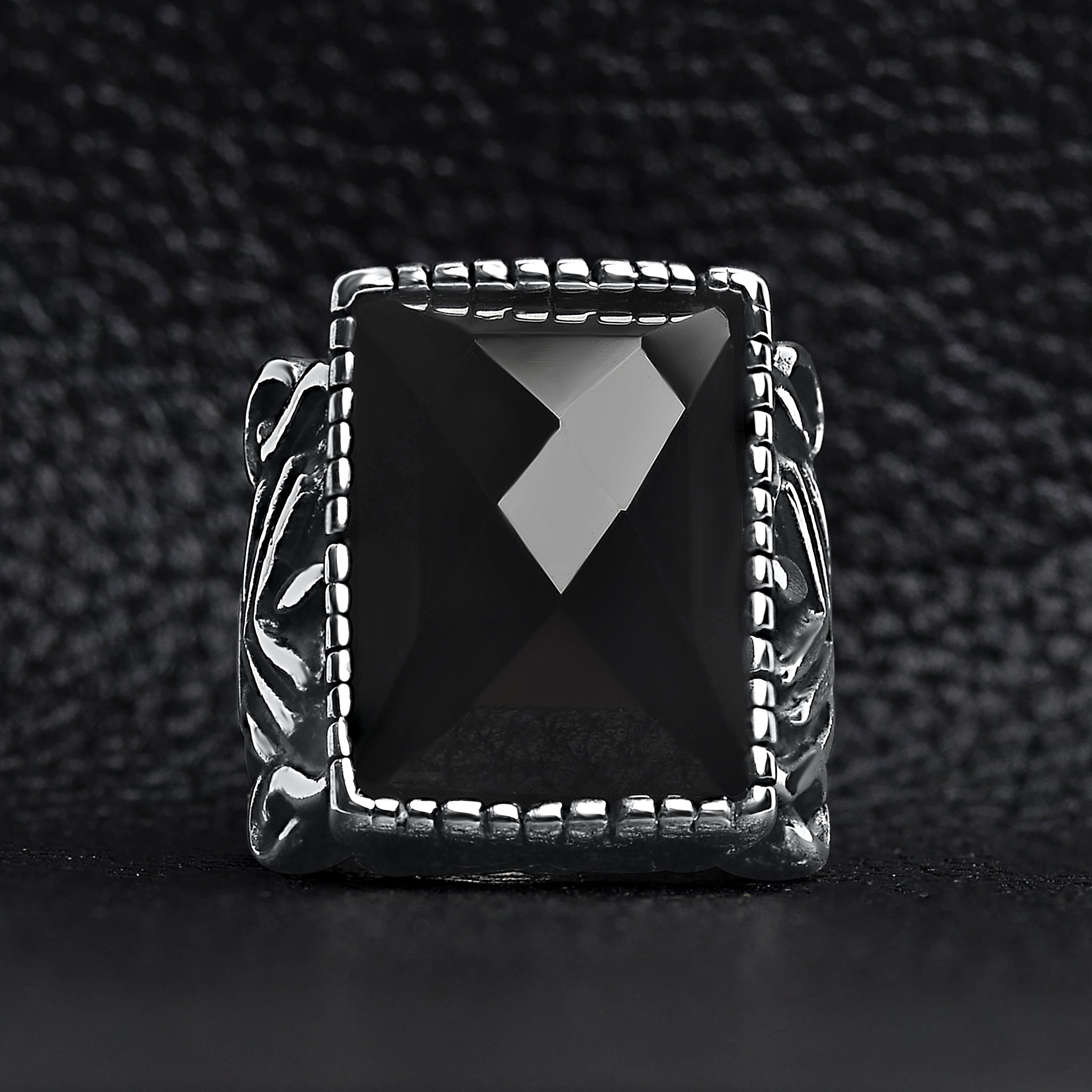 Detailed Center Black Stone Stainless Steel Ring / SCR4019、mySite、dreamappss