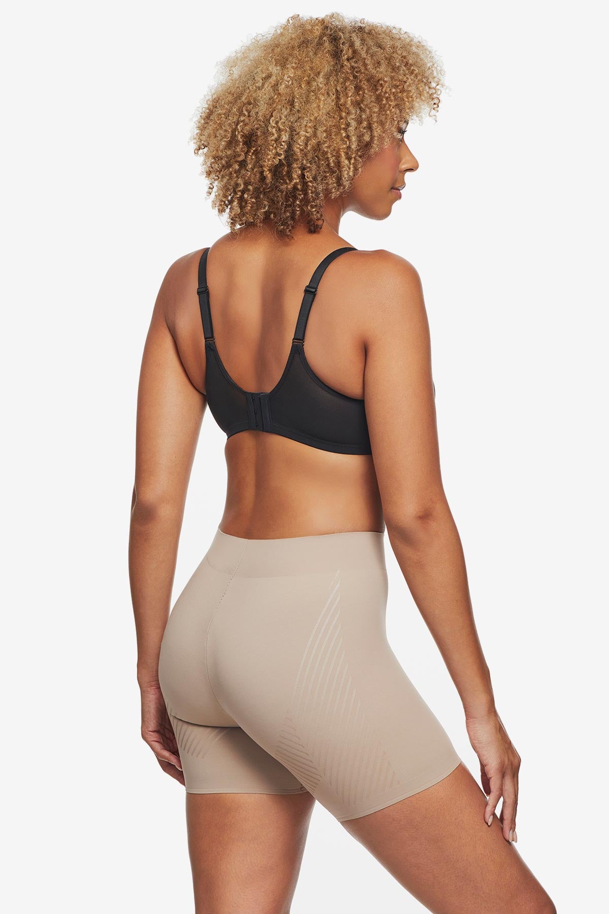  Iconic Core Mid-Thigh Shaping Short with Rear Lift in Stucco、mySite、justintrudeaud