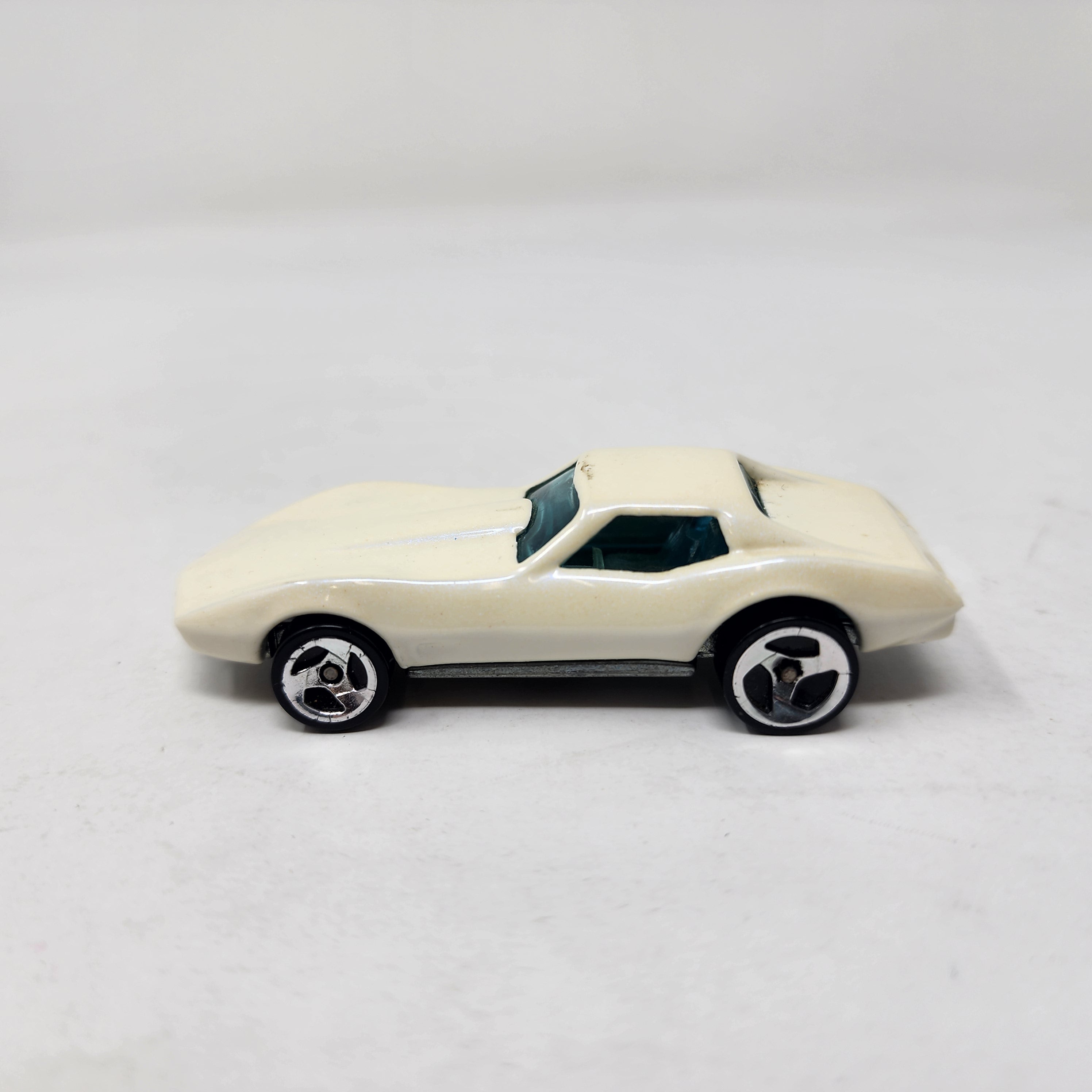 Chevy Corvette 1975 Malaysia * Hot Wheels Loose 1:64 Scale Diecast、mySite、hgirdovlk