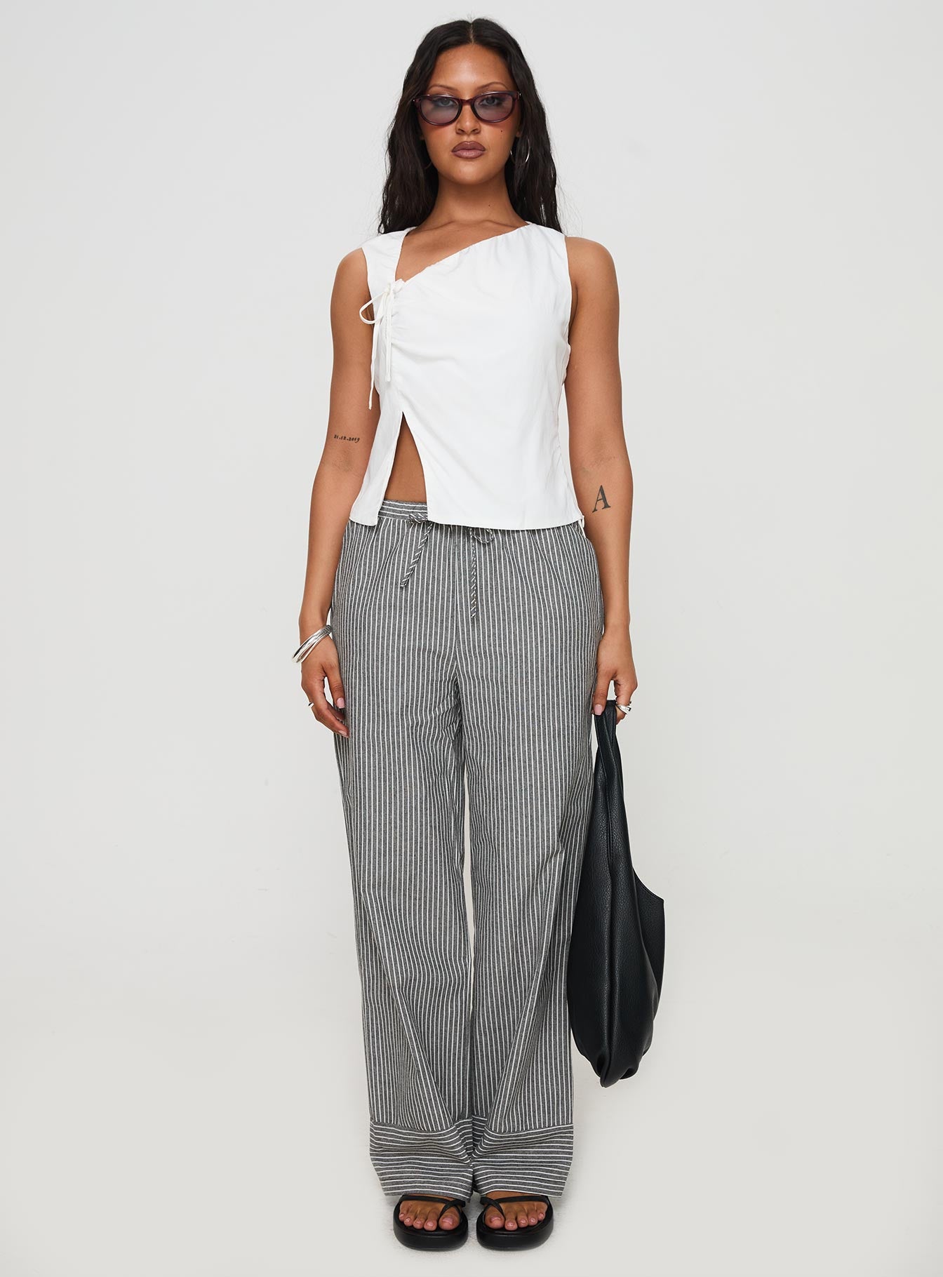 Shanara Top White、mySite、solidvoid