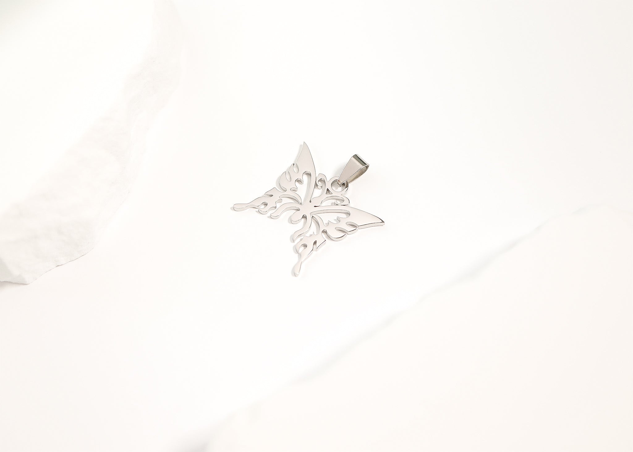 Stainless Steel Cutout Butterfly Pendant / PDJ2186、mySite、dreamappss