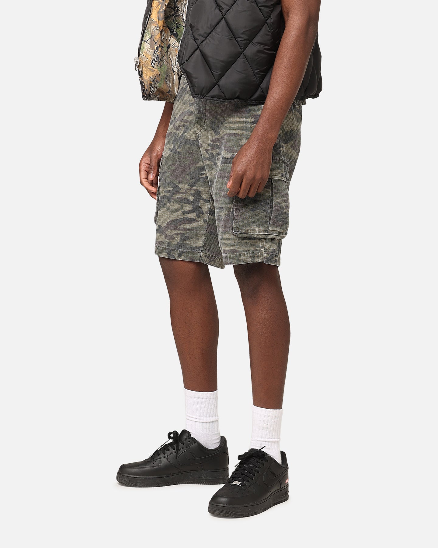 {product_title} - {shop_name}