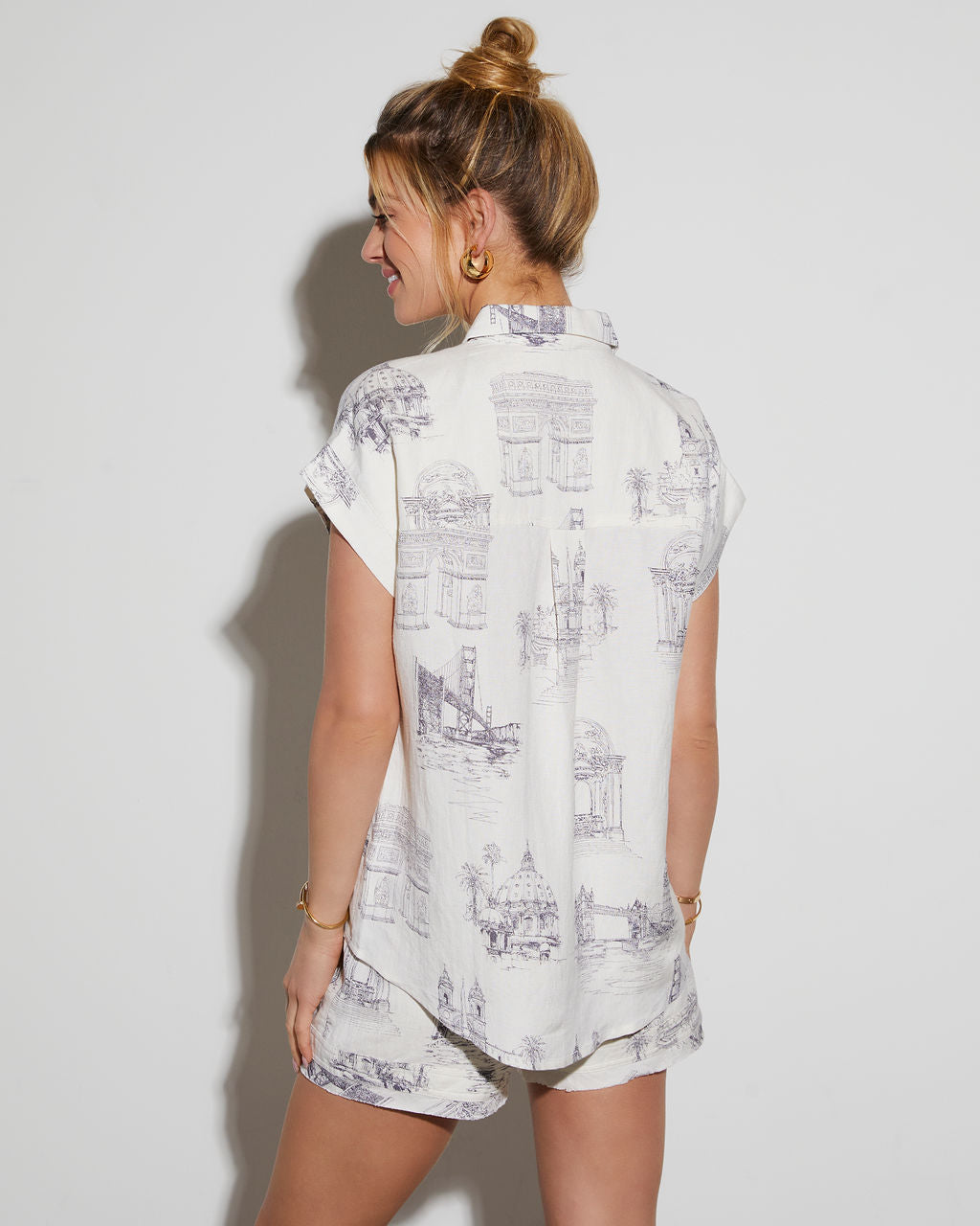 {product_title} - {shop_name}