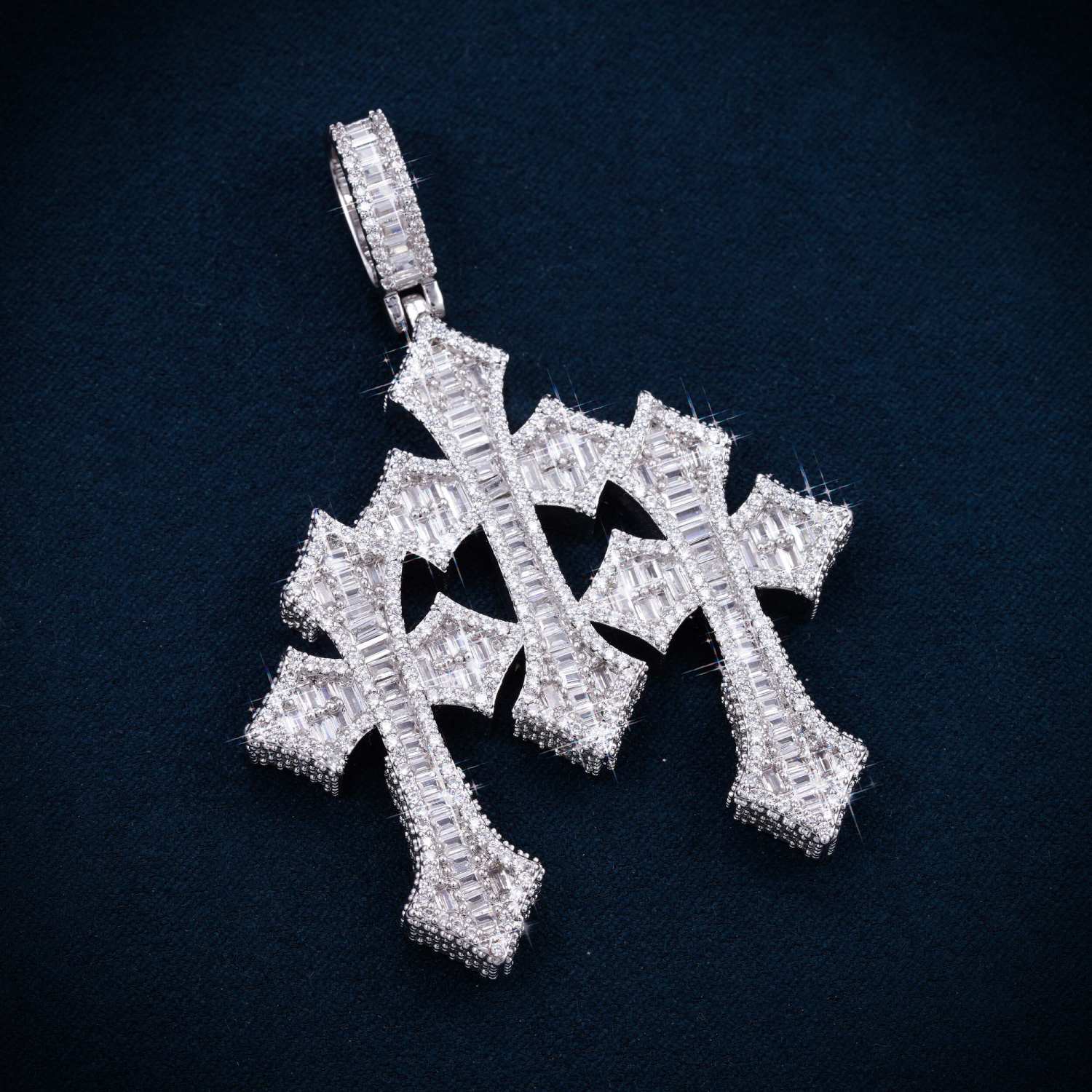 VVS Triple Cross Pendant 14K Gold、mySite、hinf8tx79