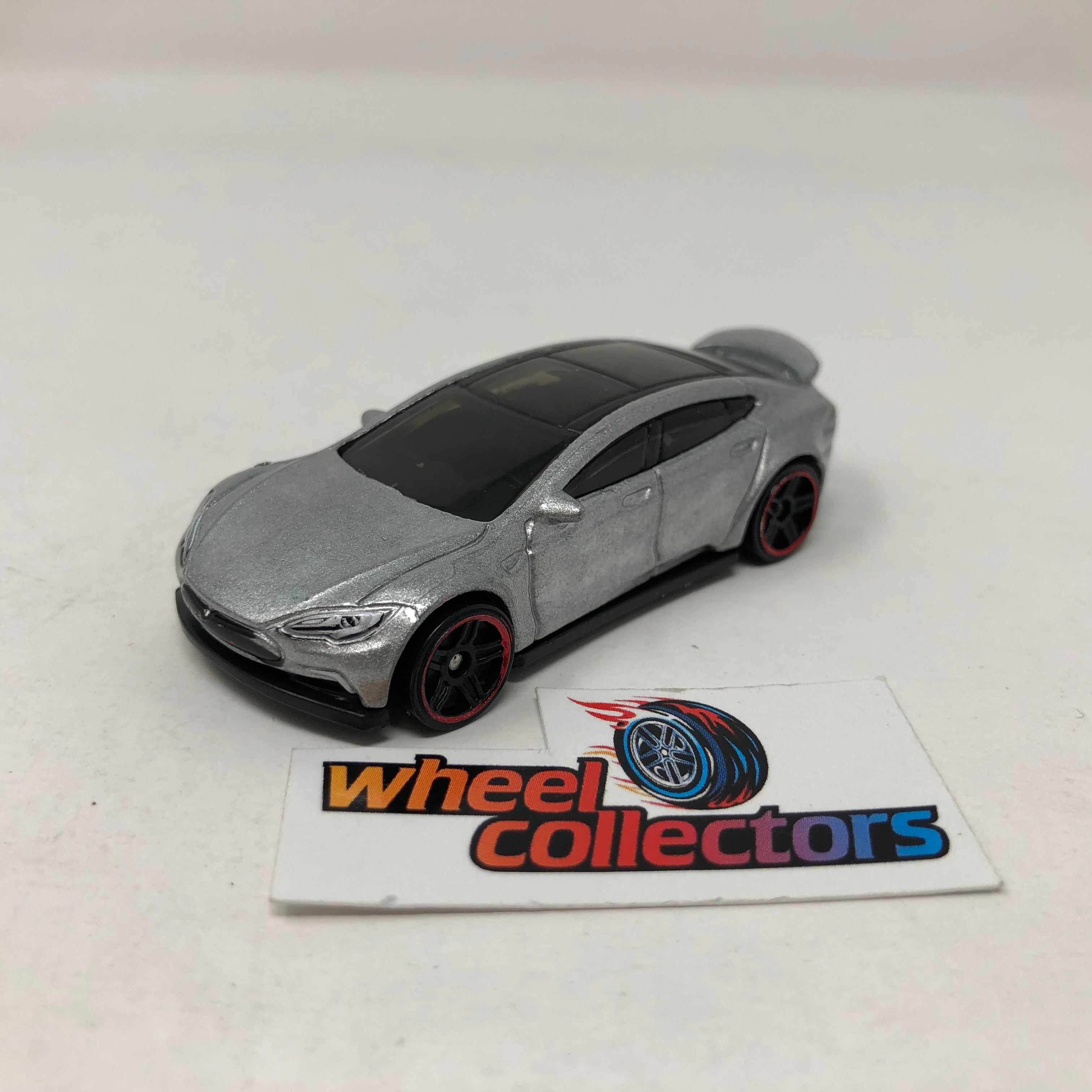 Tesla Model S * Silver * Hot Wheels Loose 1:64 Scale、mySite、hgirdovlk