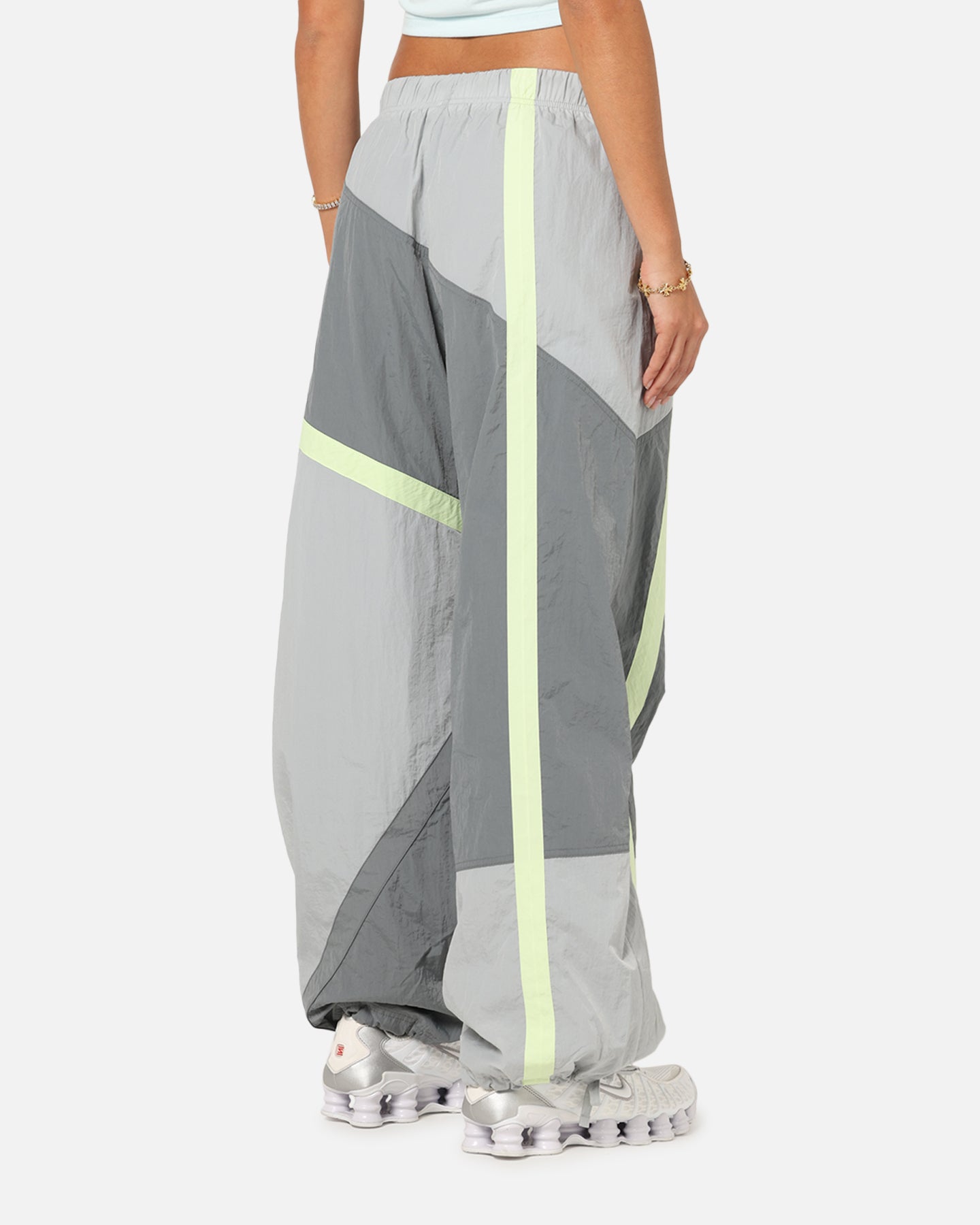 Nike Women's Sportswear Mid-Rise Street Woven Open-Hem Pants Smoke Grey、mySite、zt4zffjzw