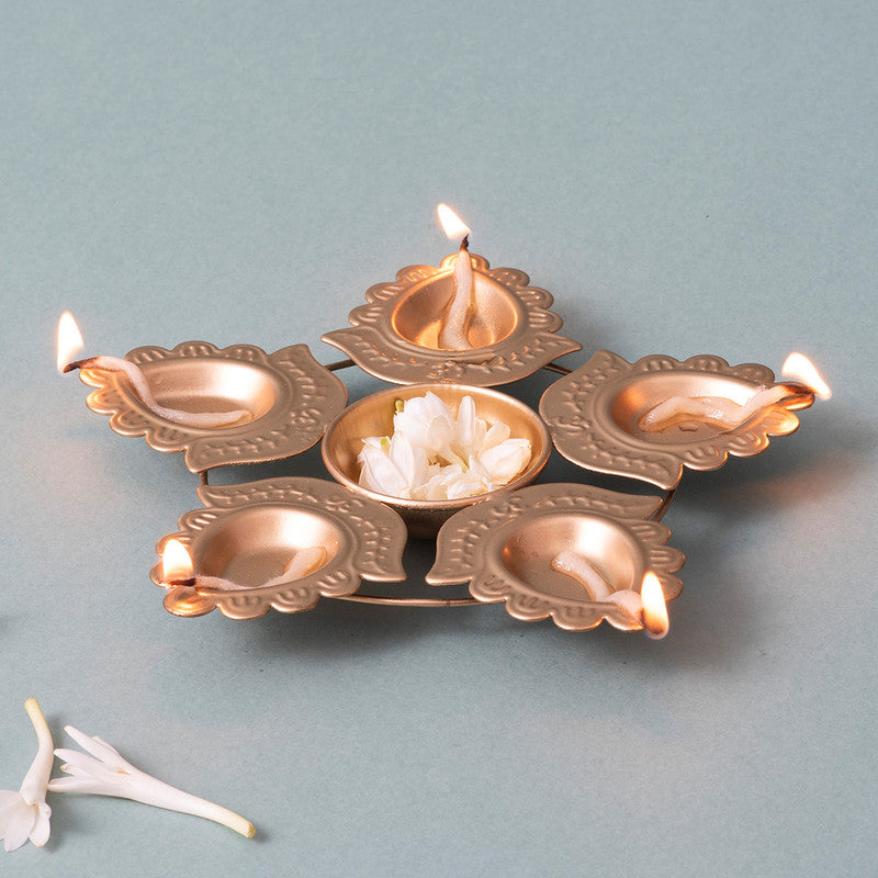 Brass Lotus Urli | Gold Finish、mySite、camillekostekn