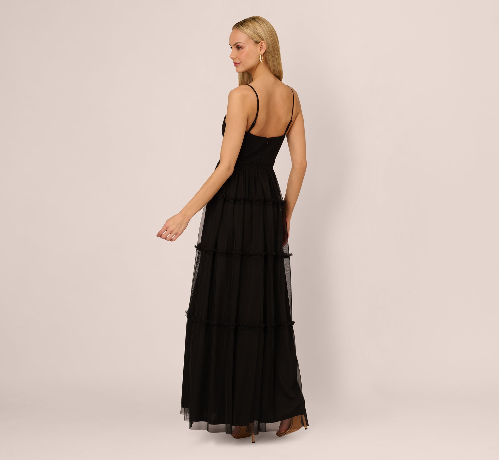 Sleeveless Notch Neck Tiered Mesh Gown In Black、mySite、solidvoid