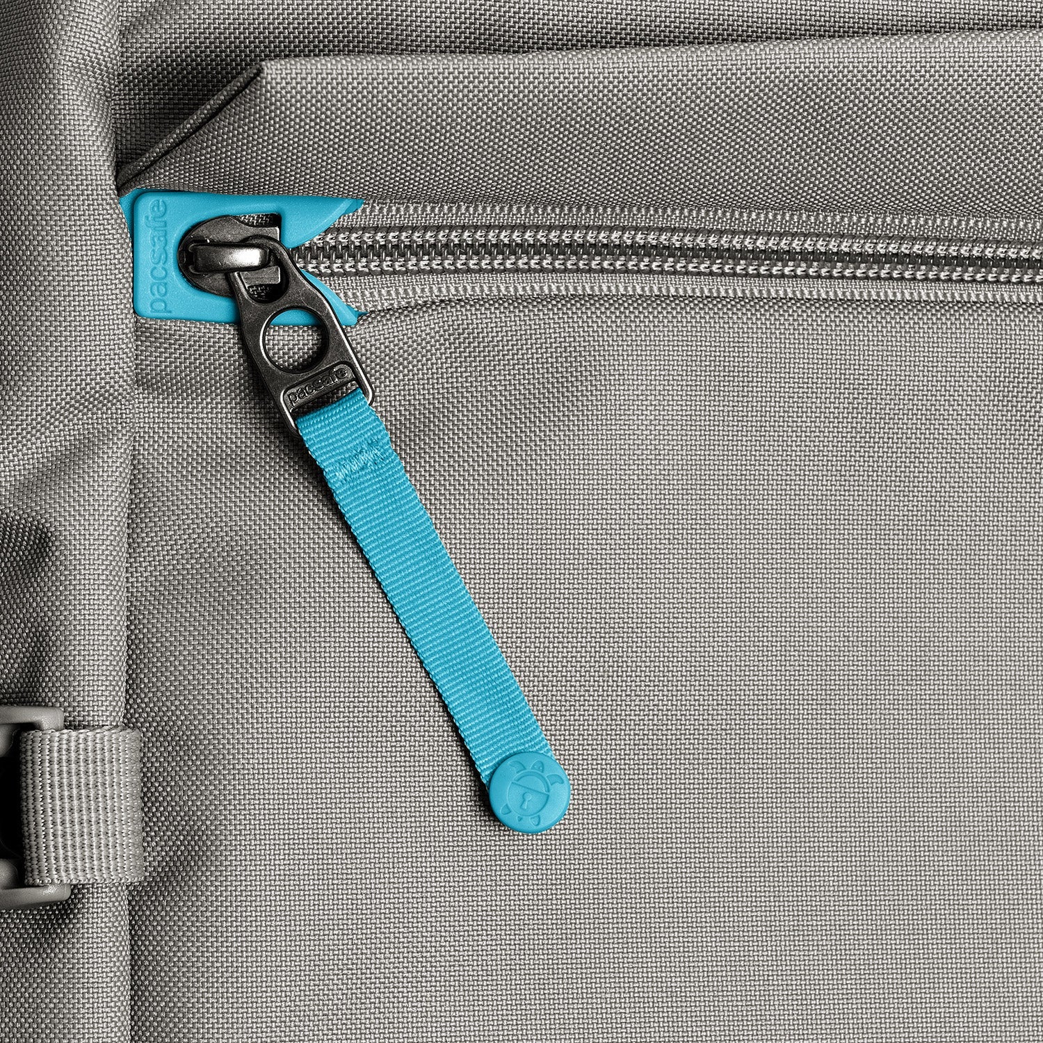 Pacsafe® GO 44L anti-theft carryon backpack、mySite、garagedoors4me