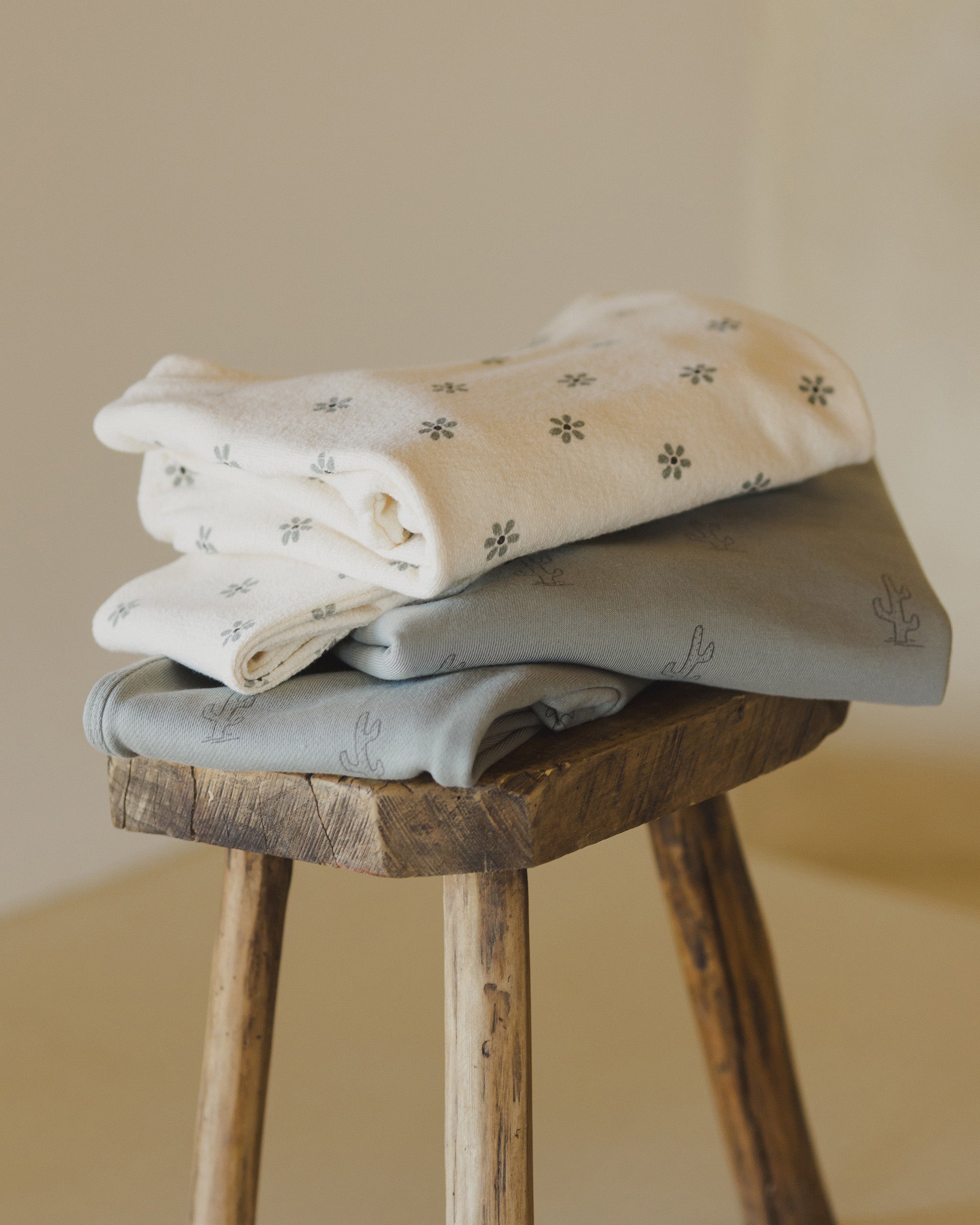  Sweatshirt || Cactus、mySite、layawaytickets