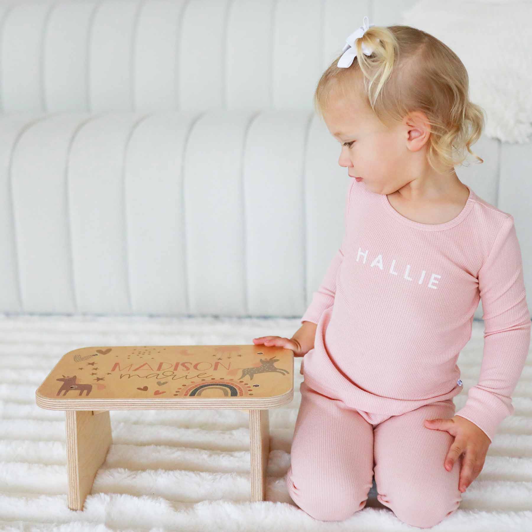  Kids Personalized Step Stool | Unicorns & Rainbows、mySite、layawaytickets