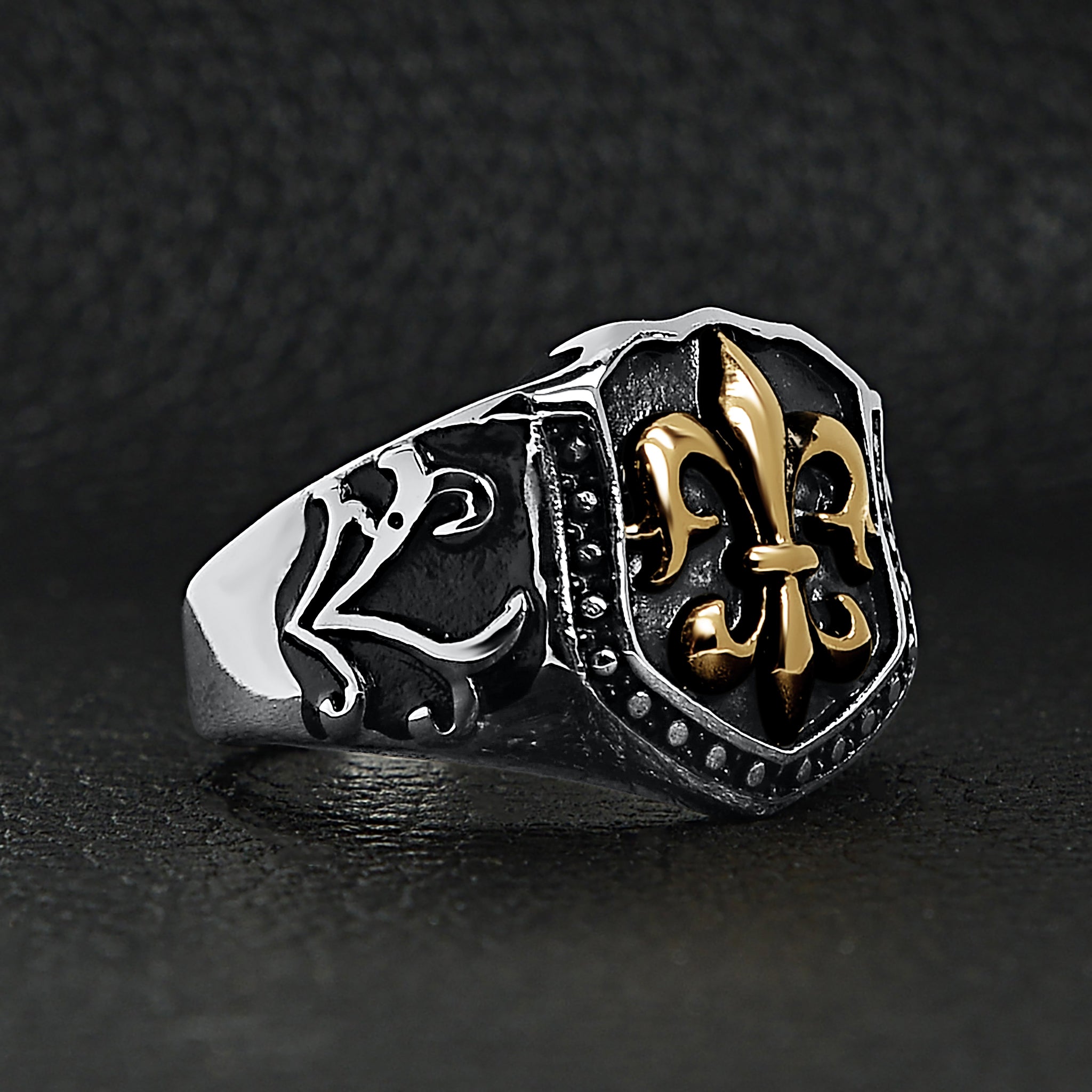 Stainless Steel 18K Gold PVD Coated Fleur De Lis Shield Signet Ring / SCR4034、mySite、dreamappss