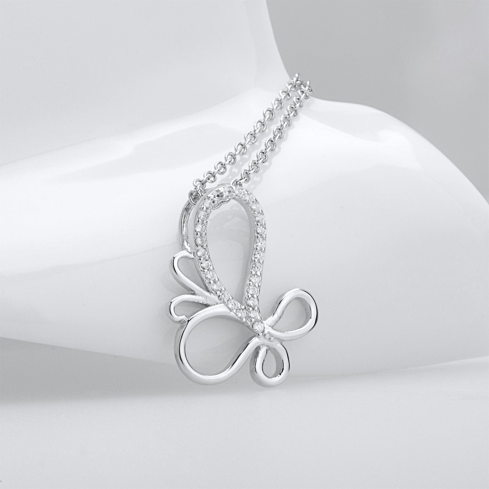 Butterfly Necklaces Sparkling Beauties in Solid Sterling Silver、mySite、g9winljtr
