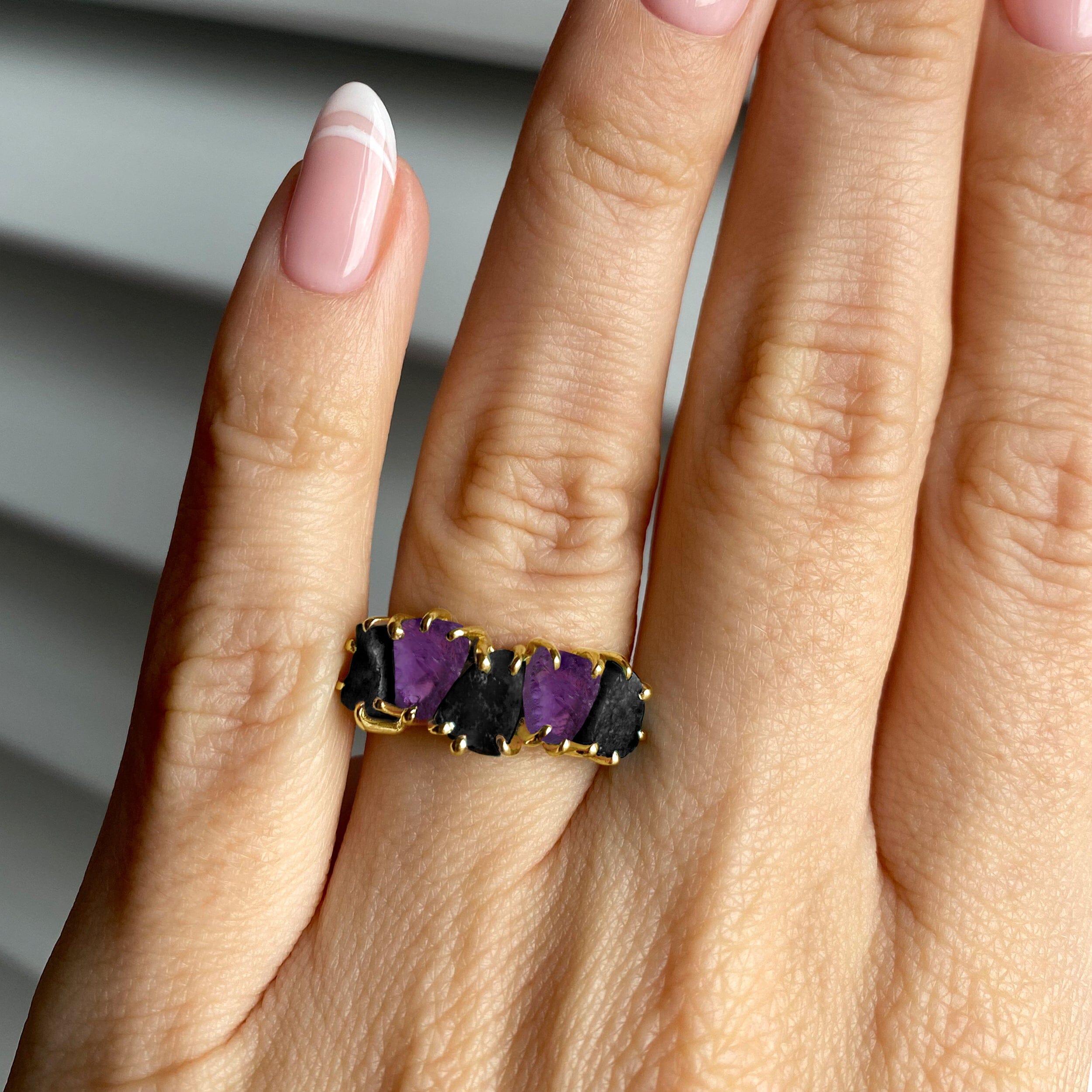 Raw Crystal Ring - Luminous Black Obsidian & Amethyst、mySite、hinf8tx79