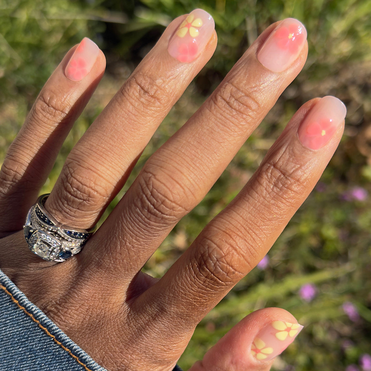 Blooming Floral - Press-On | Short | Squoval、mySite、solidvoid