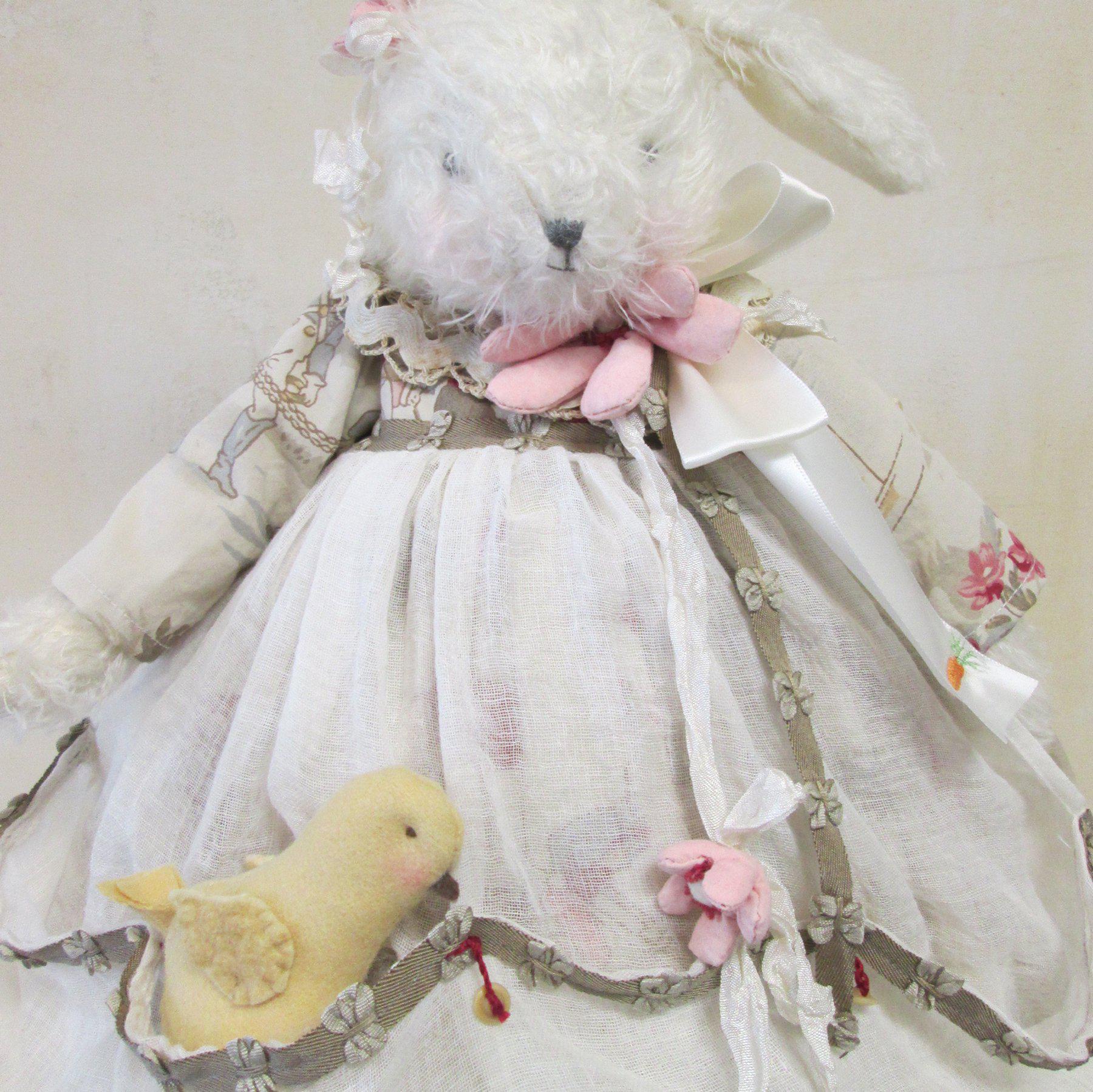 RETIRED - Hutch Studio - Comfort Chick-A-Dee - One Of A Kind Bunny、mySite、g9winljtr
