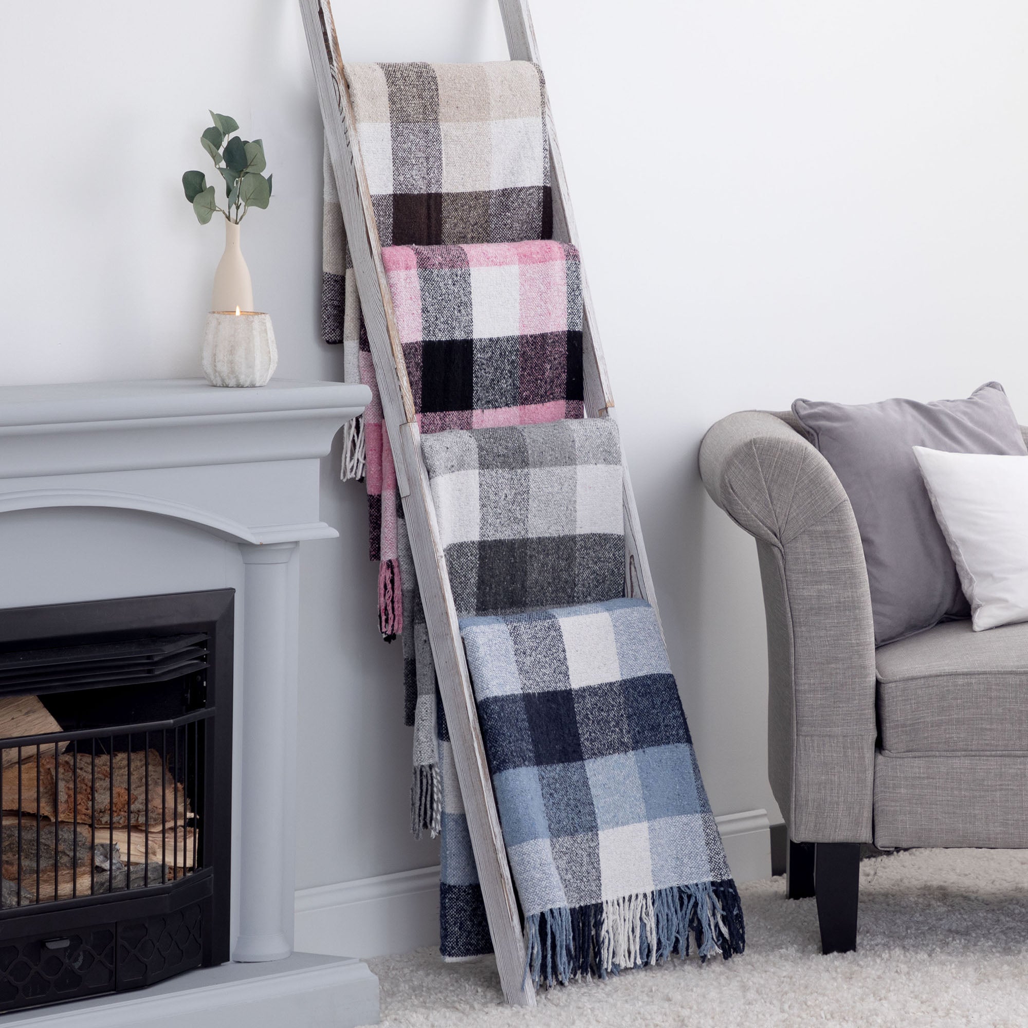 Ukrainian Wool-Blend Fringed Throw Blanket、mySite、camillekostekn