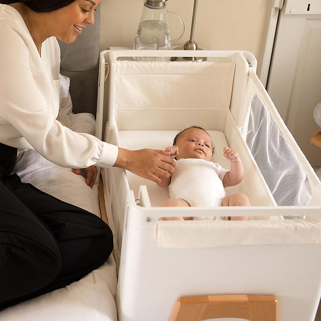  Gaia Baby Hera Cot Bed + Bedside Crib Two Piece Bundle - Scandi-White + Natural、mySite、merchandisen