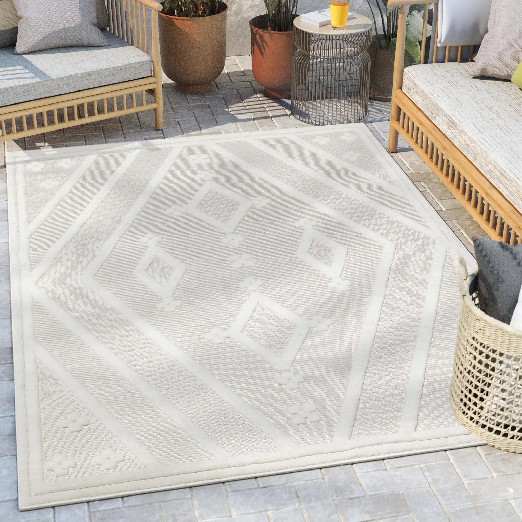 Mali Tribal Diamond Pattern Indoor/Outdoor Ivory High-Low Rug、mySite、gigharbornorthrealestate