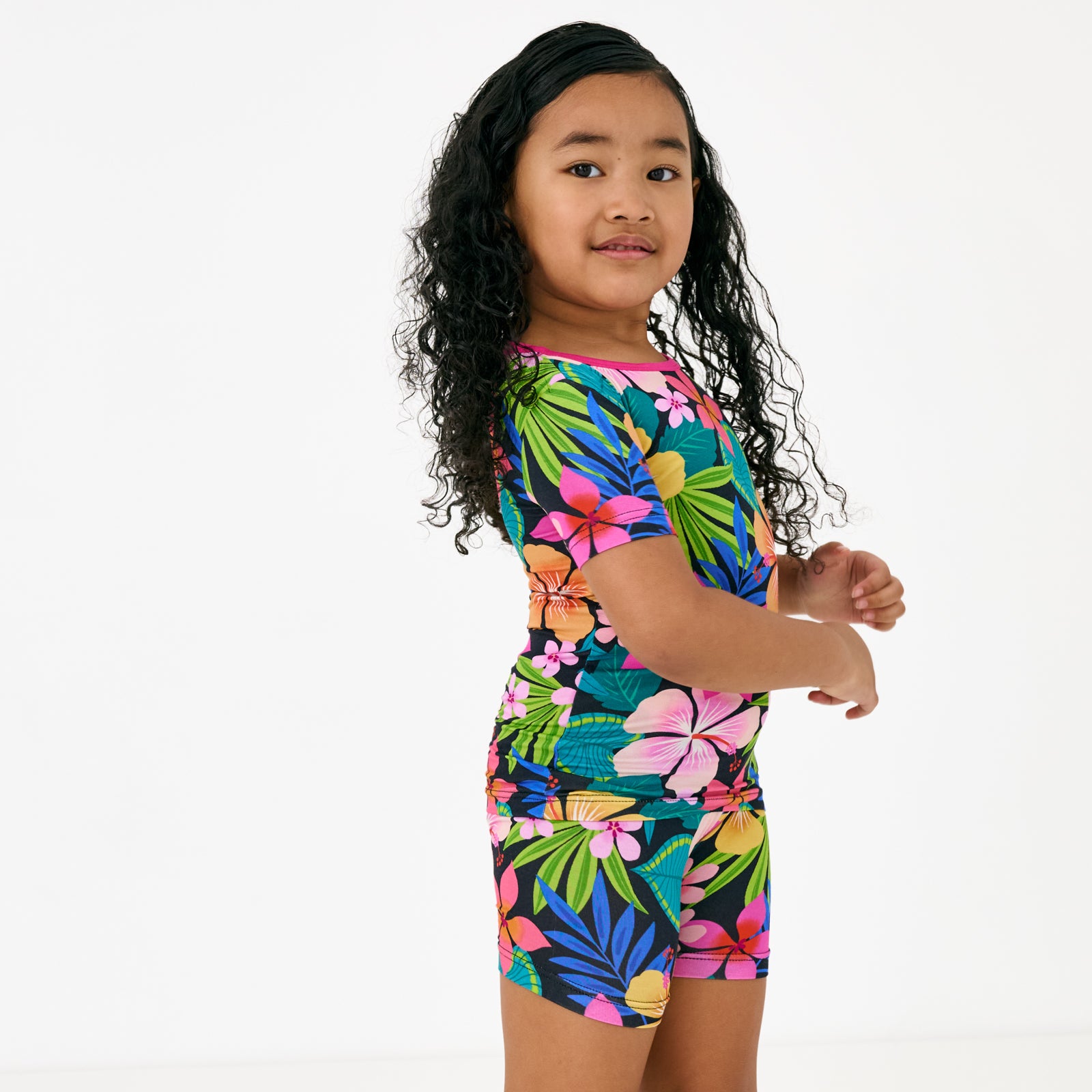  Jungle Blooms Two-Piece Short Sleeve & Shorts Pajama Set、mySite、layawaytickets