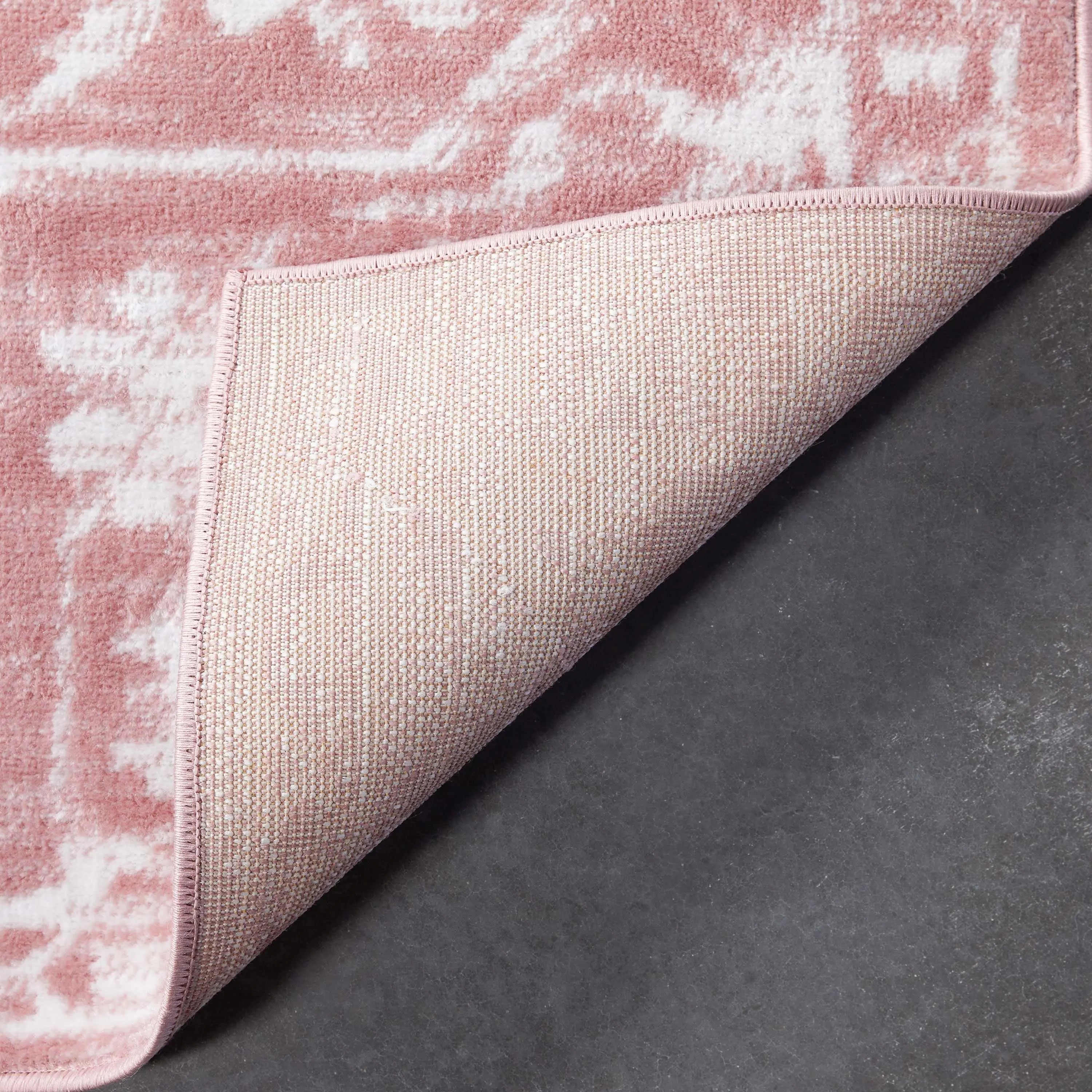 Disa Vintage Medallion Blush Soft Rug By Chill Rugs、mySite、gigharbornorthrealestate