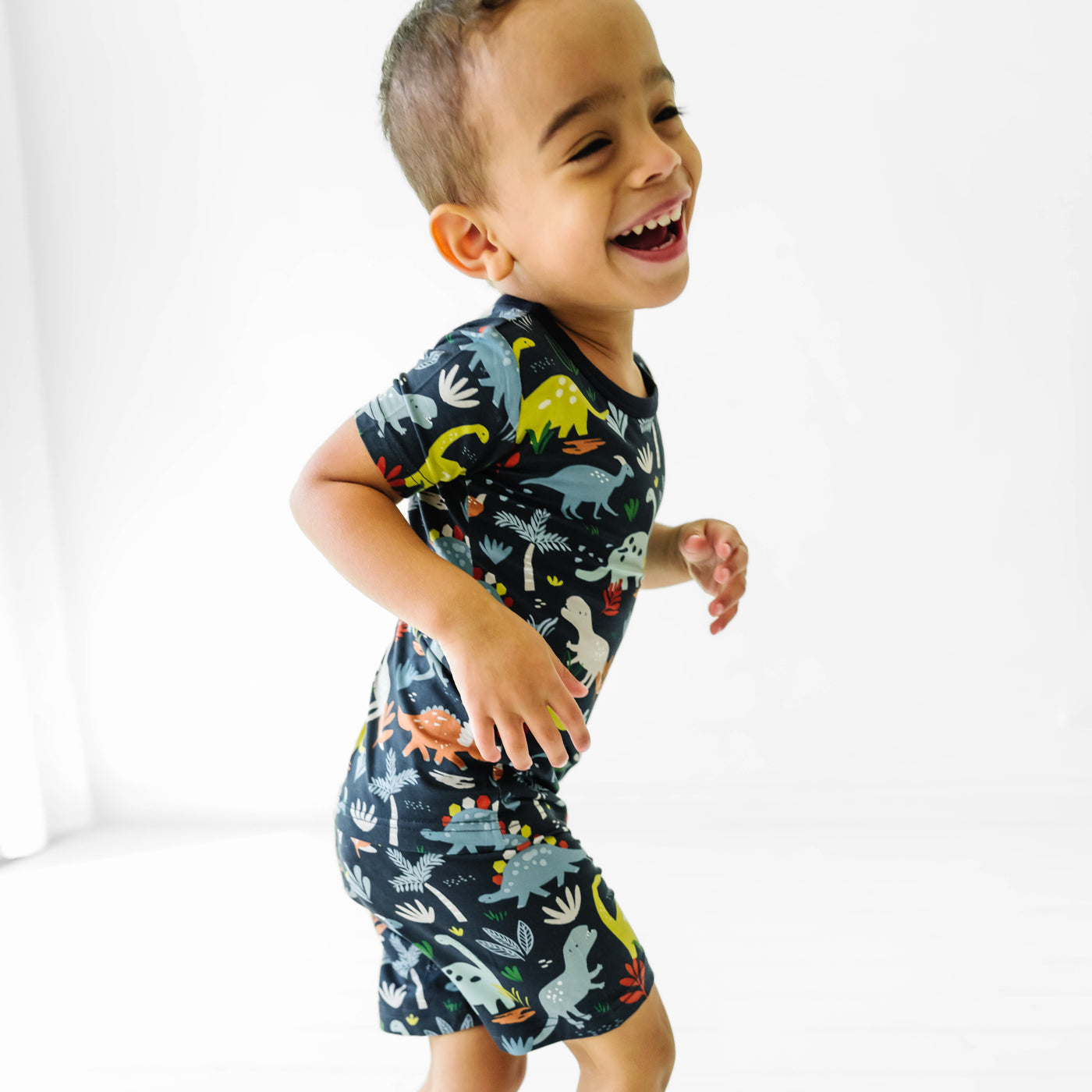 Navy Jurassic Jungle Two-Piece Short Sleeve & Shorts Pajama Set、mySite、g9winljtr