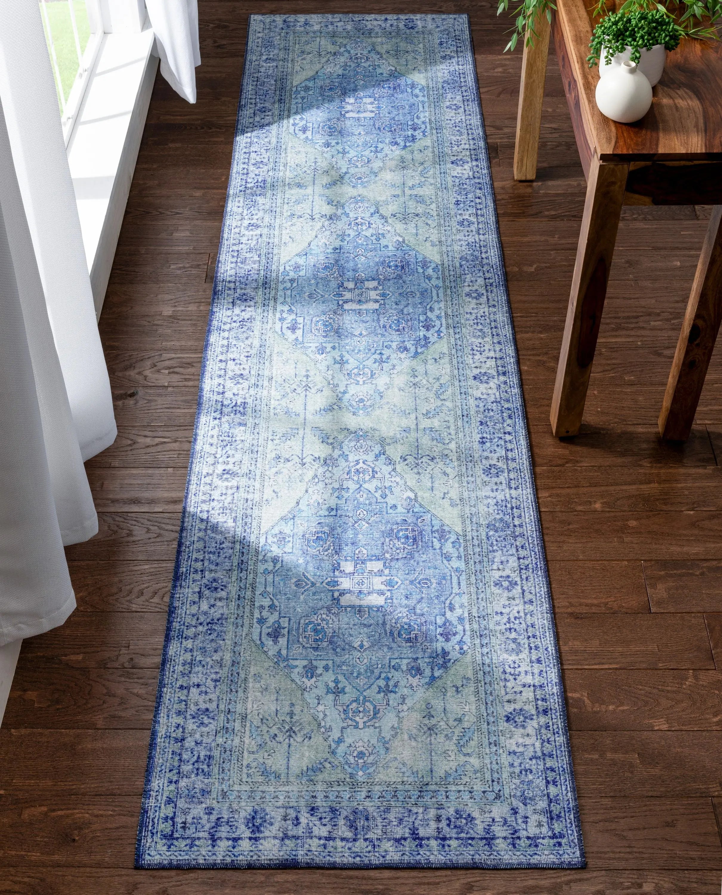 Gila Machine Washable 5'3 x 7'3 Vintage Bohemian Medallion Oriental Dark Blue Flat-Weave Rug、mySite、gigharbornorthrealestate