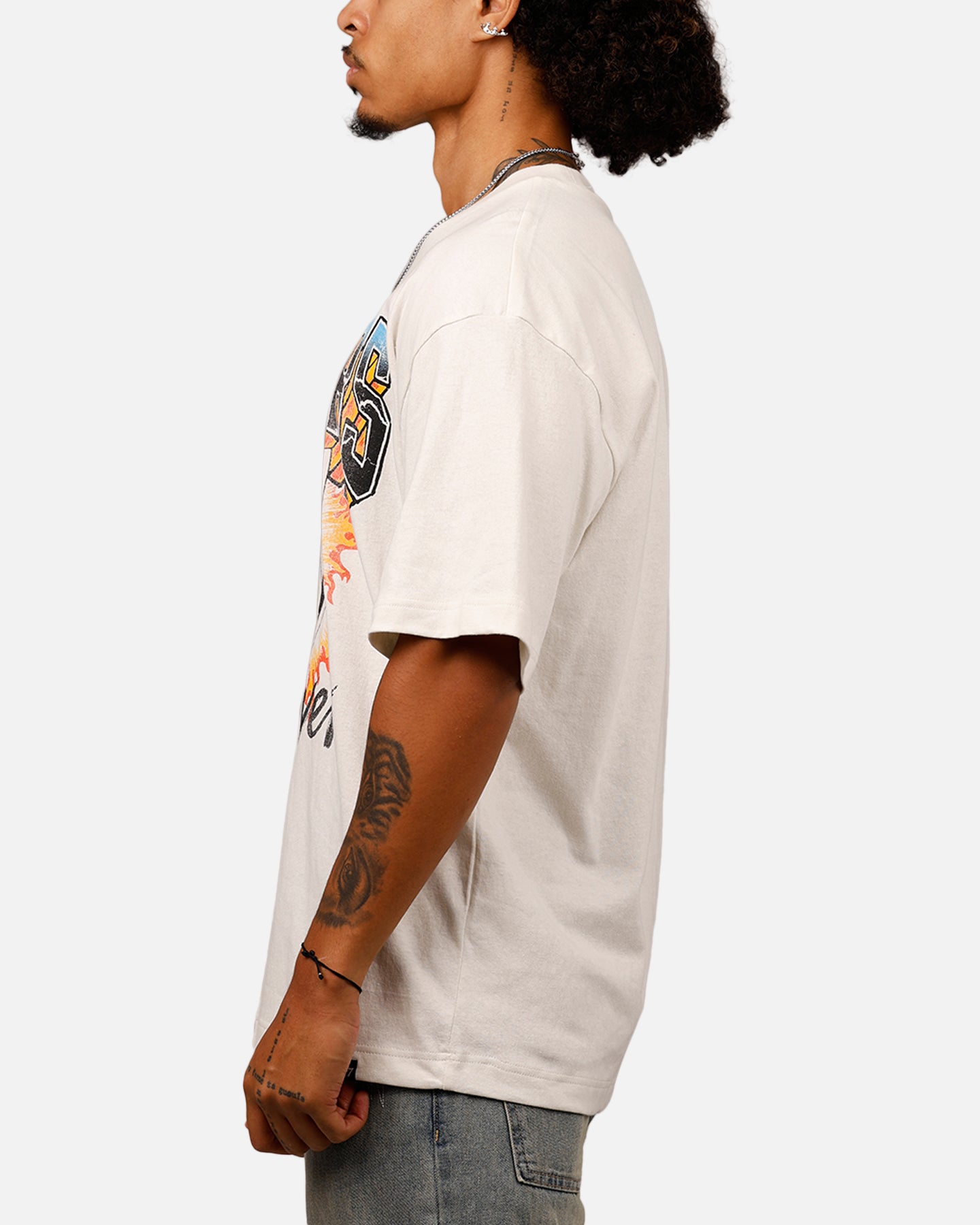 {product_title} - {shop_name}