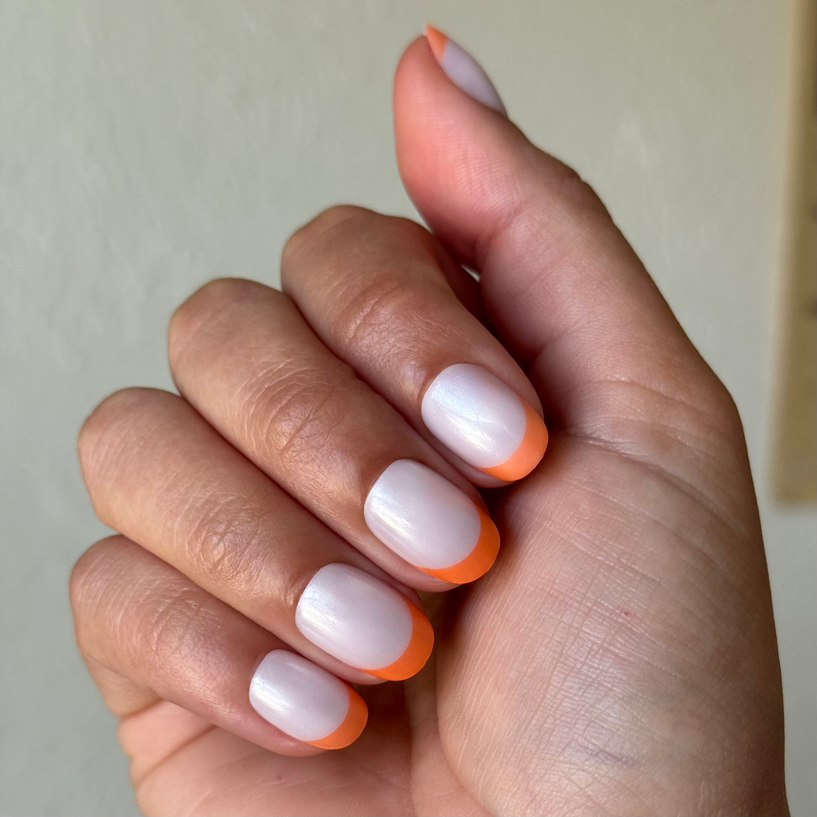 Bounce Back Chrome French - Press-On | Extra Short | Round、mySite、solidvoid