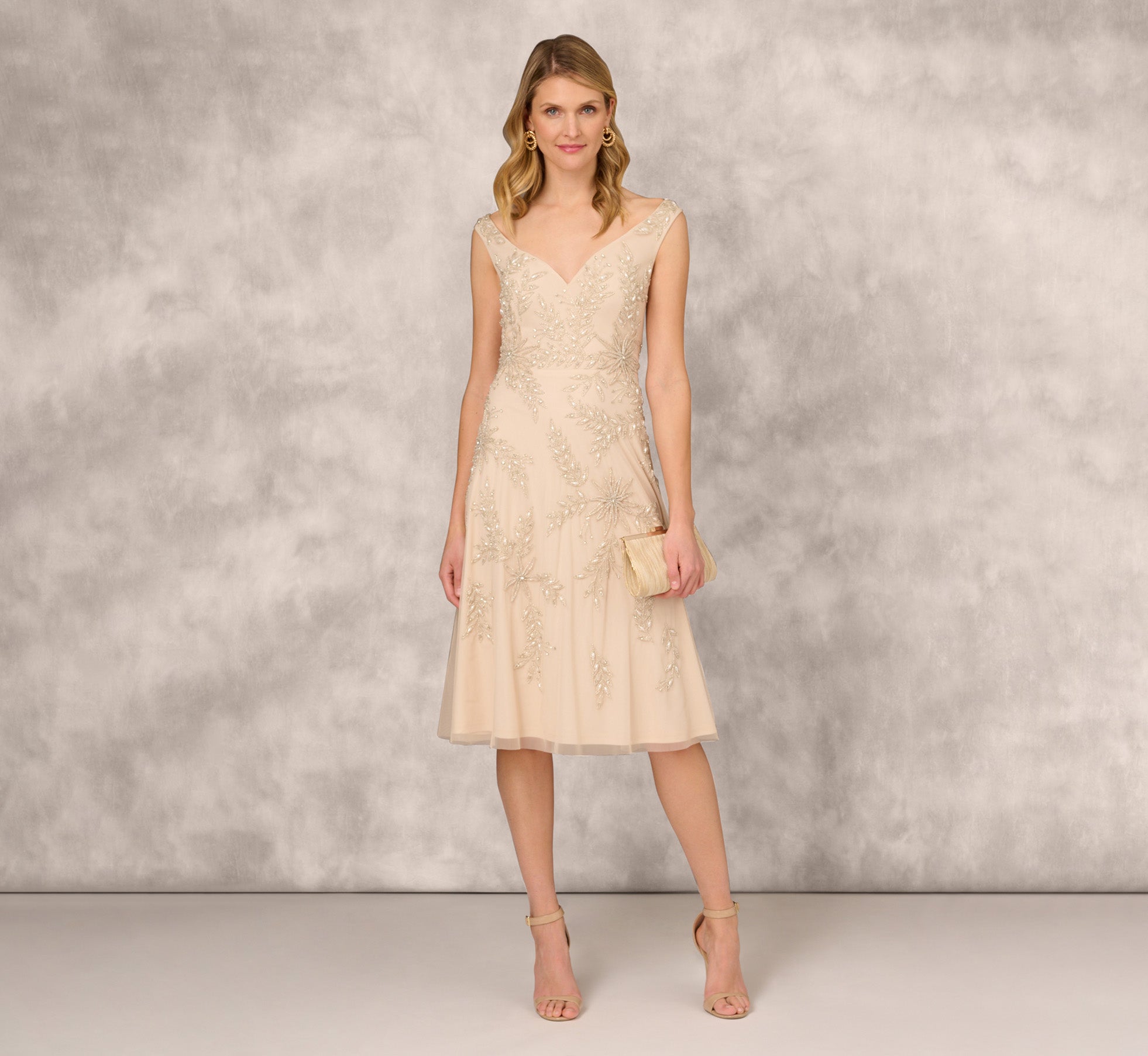 Beaded Sleeveless Midi Dress With Sweetheart Neckline In Champagne、mySite、solidvoid