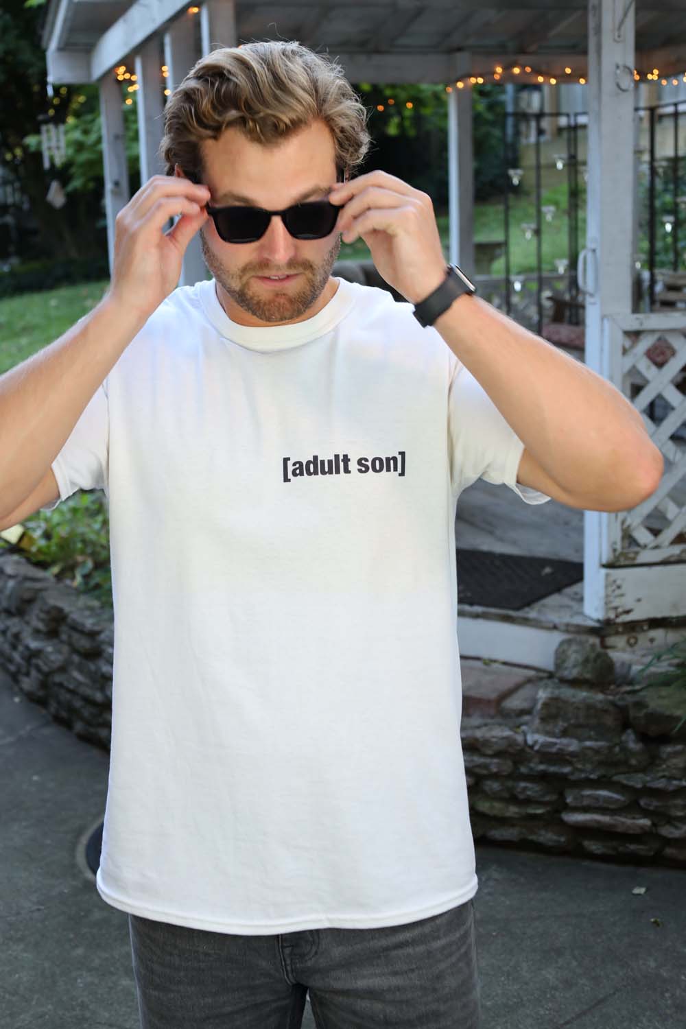 {product_title} - {shop_name}