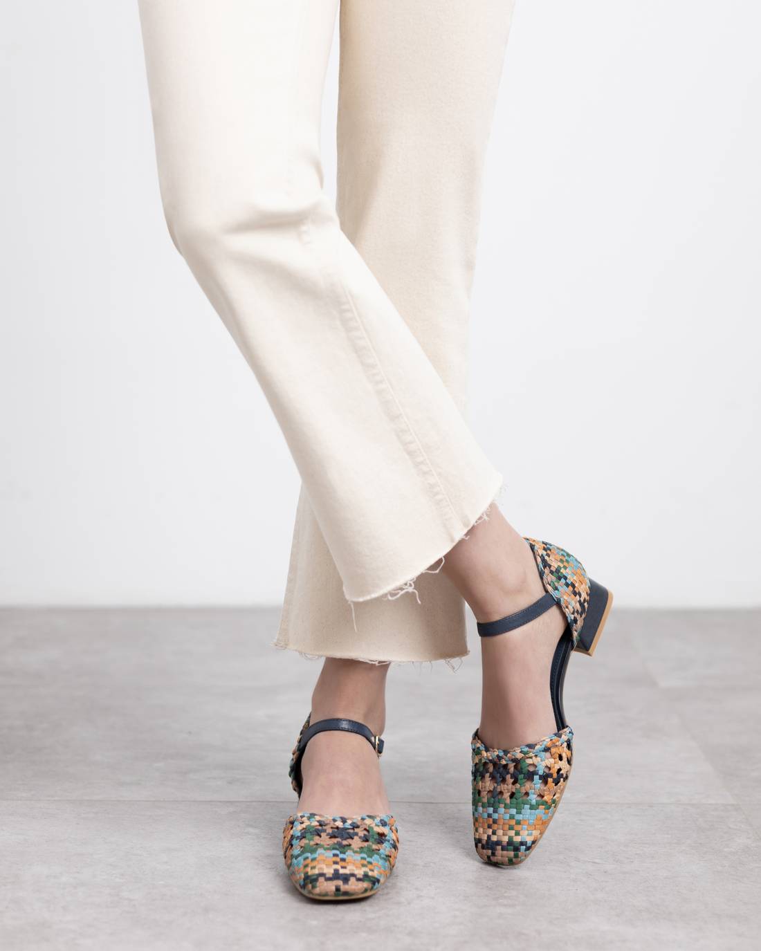 ZAPATO DE MUJER CARMELA 16218703、mySite、gtrtttuynbv