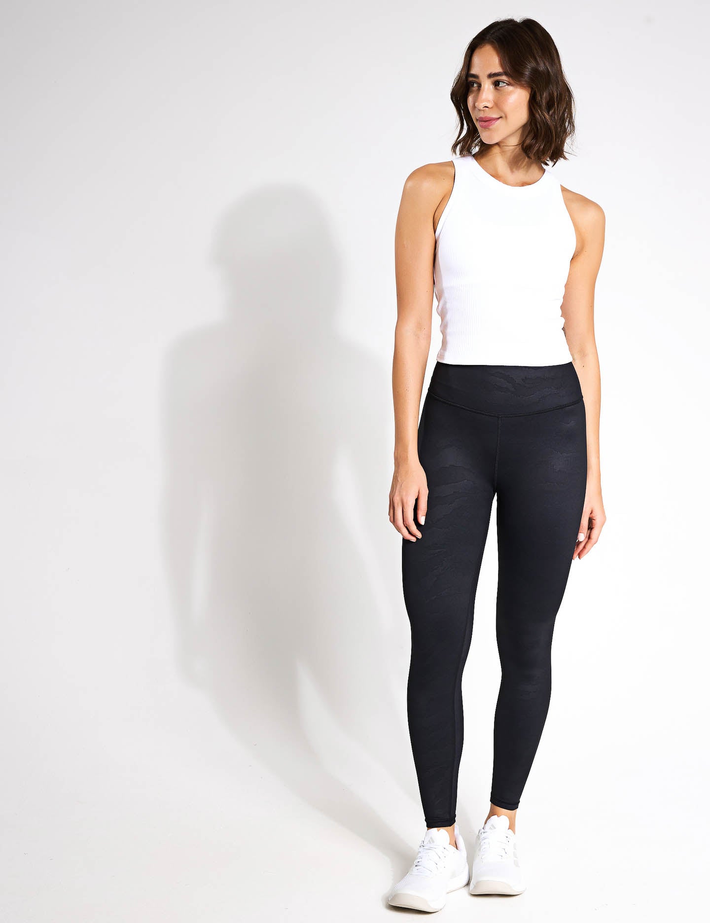 {product_title} - {shop_name}