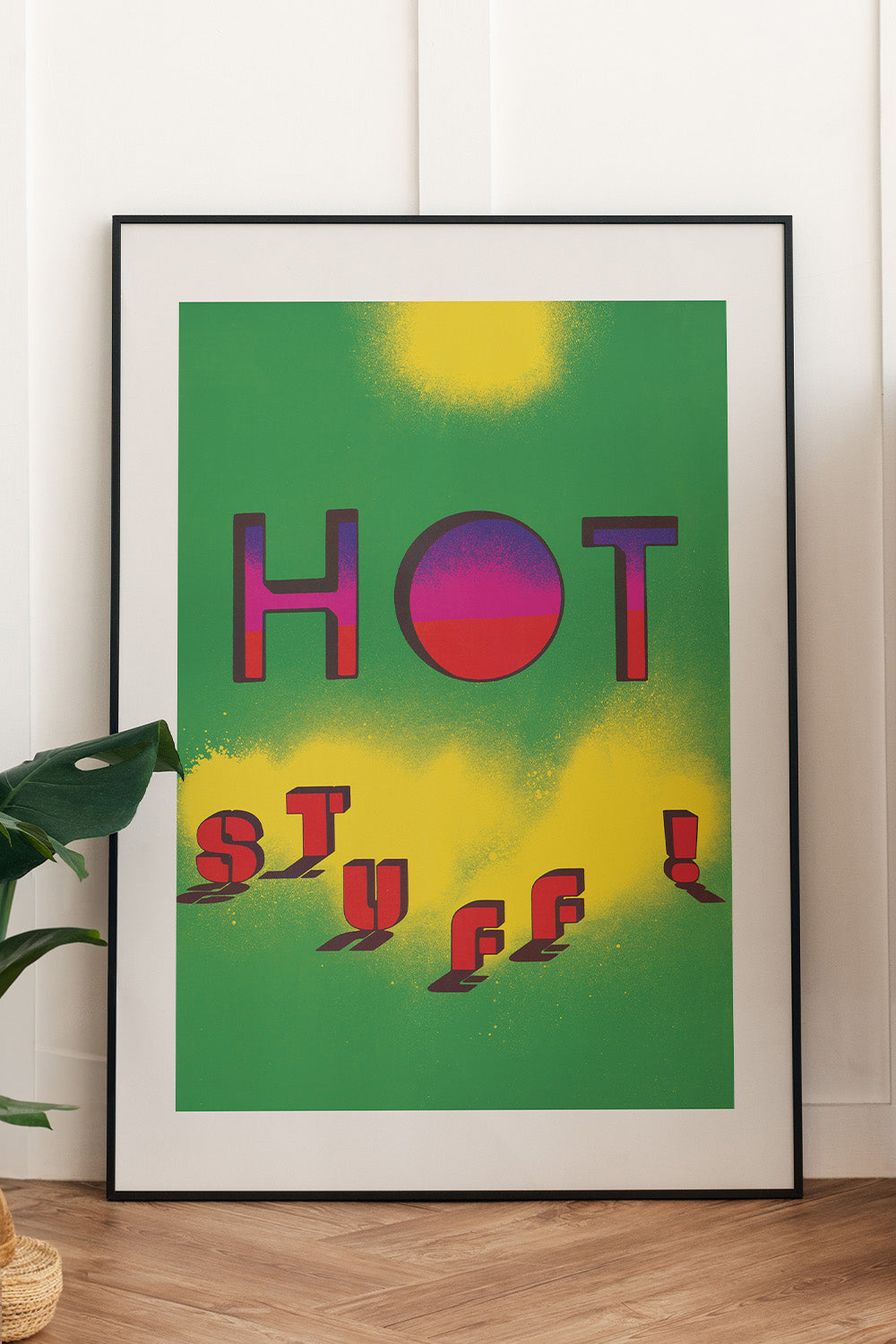 Hot Stuff! 80s Bold Green Graphic Art Print、mySite、gigharbornorthrealestate