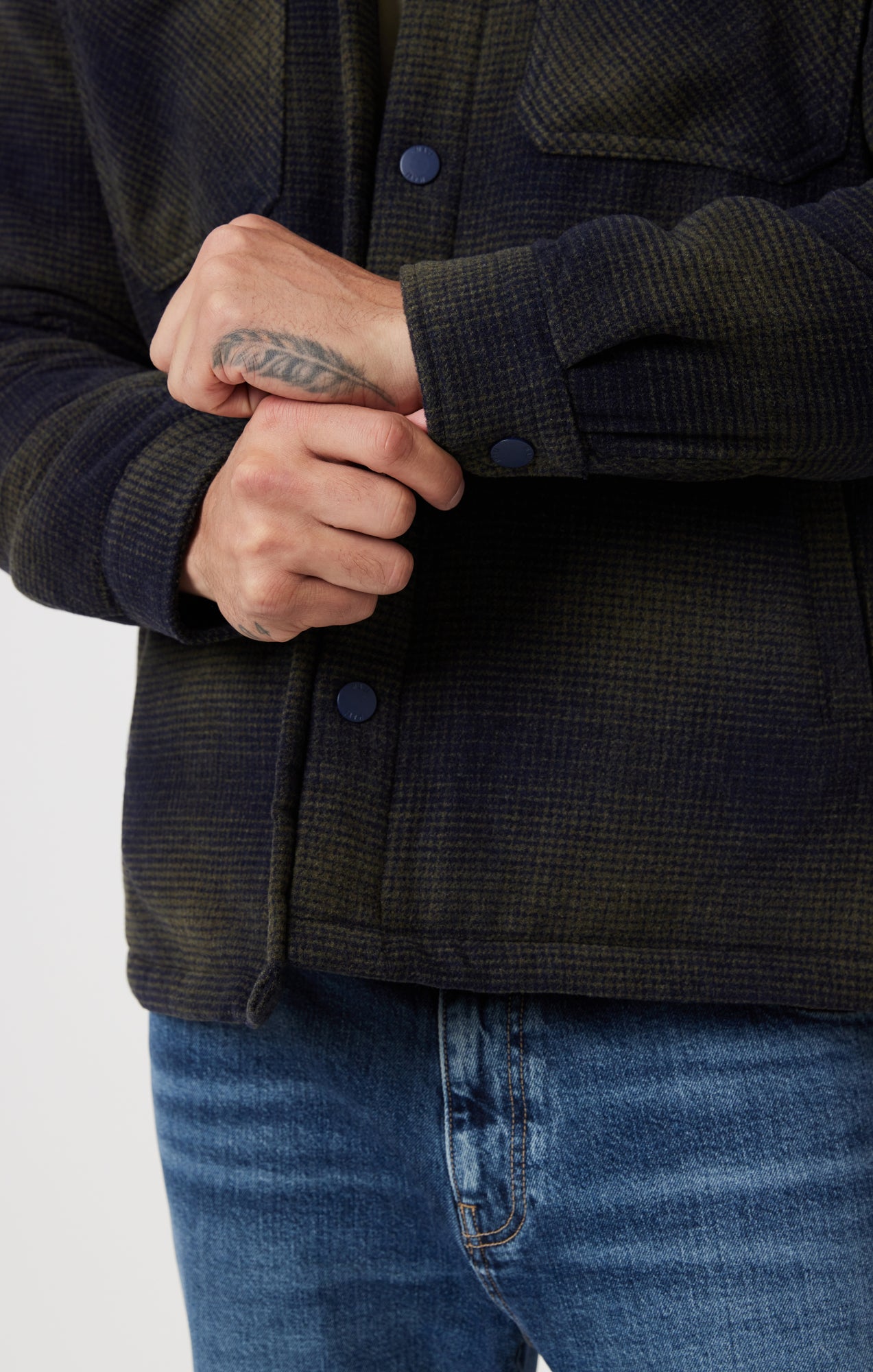 {product_title} - {shop_name}