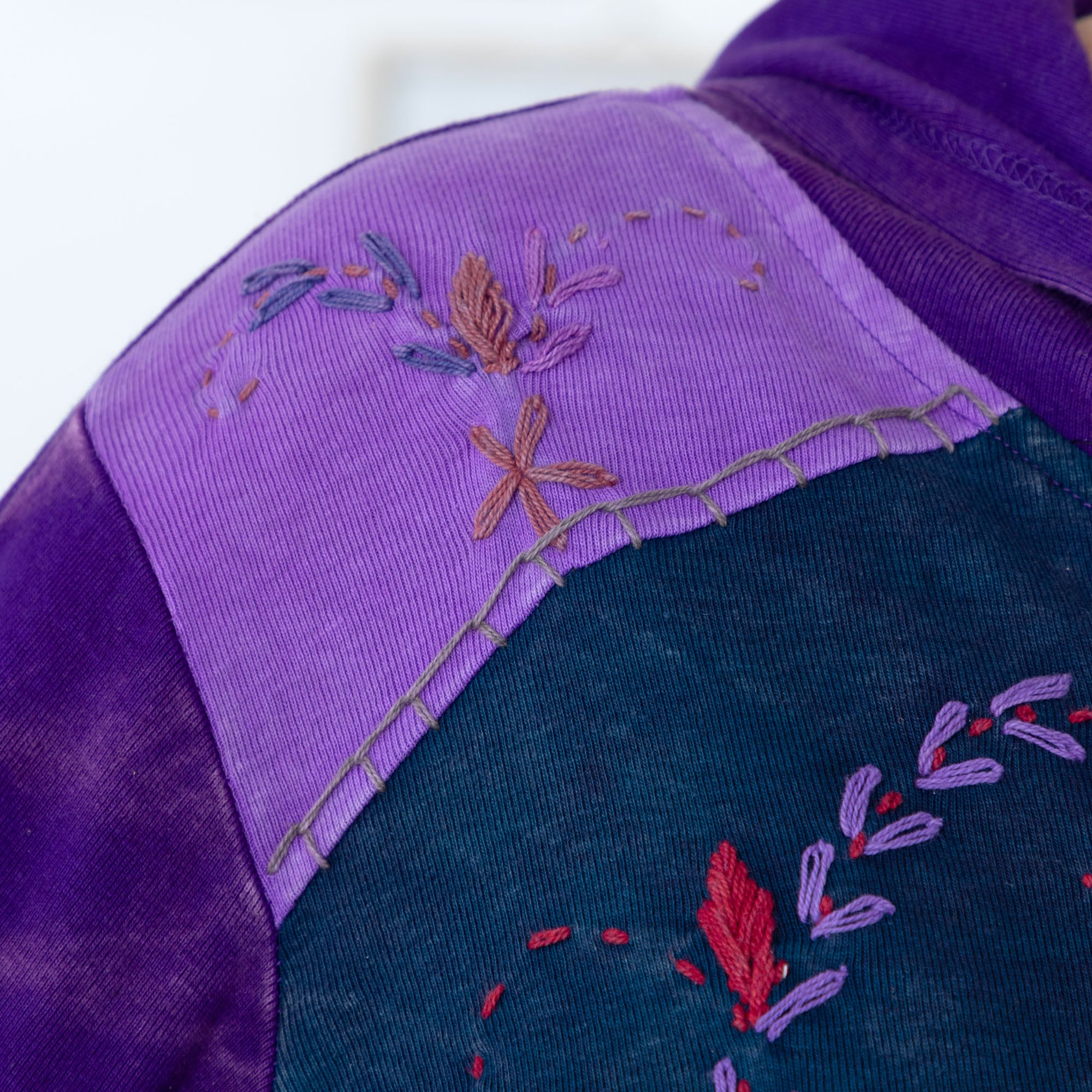 Patchwork Stitched Vine Hooded Jacket with Pockets | Fair Trade、mySite、camillekostekn