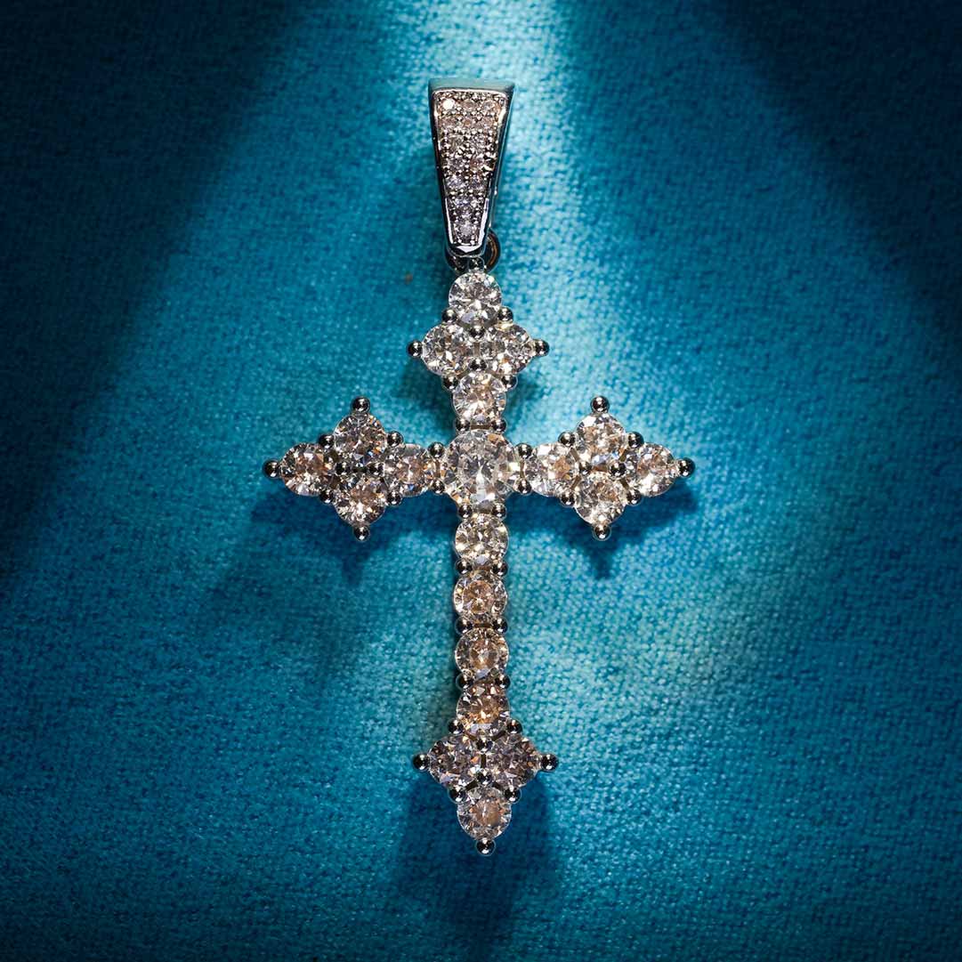 Moissanite Budded Cross Pendant 14K Gold、mySite、hinf8tx79