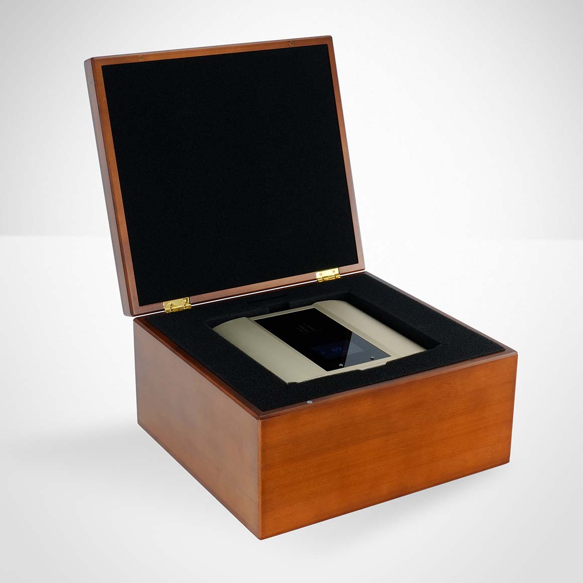  iFi Audio - iDSD Valkyrie、mySite、merchandisen