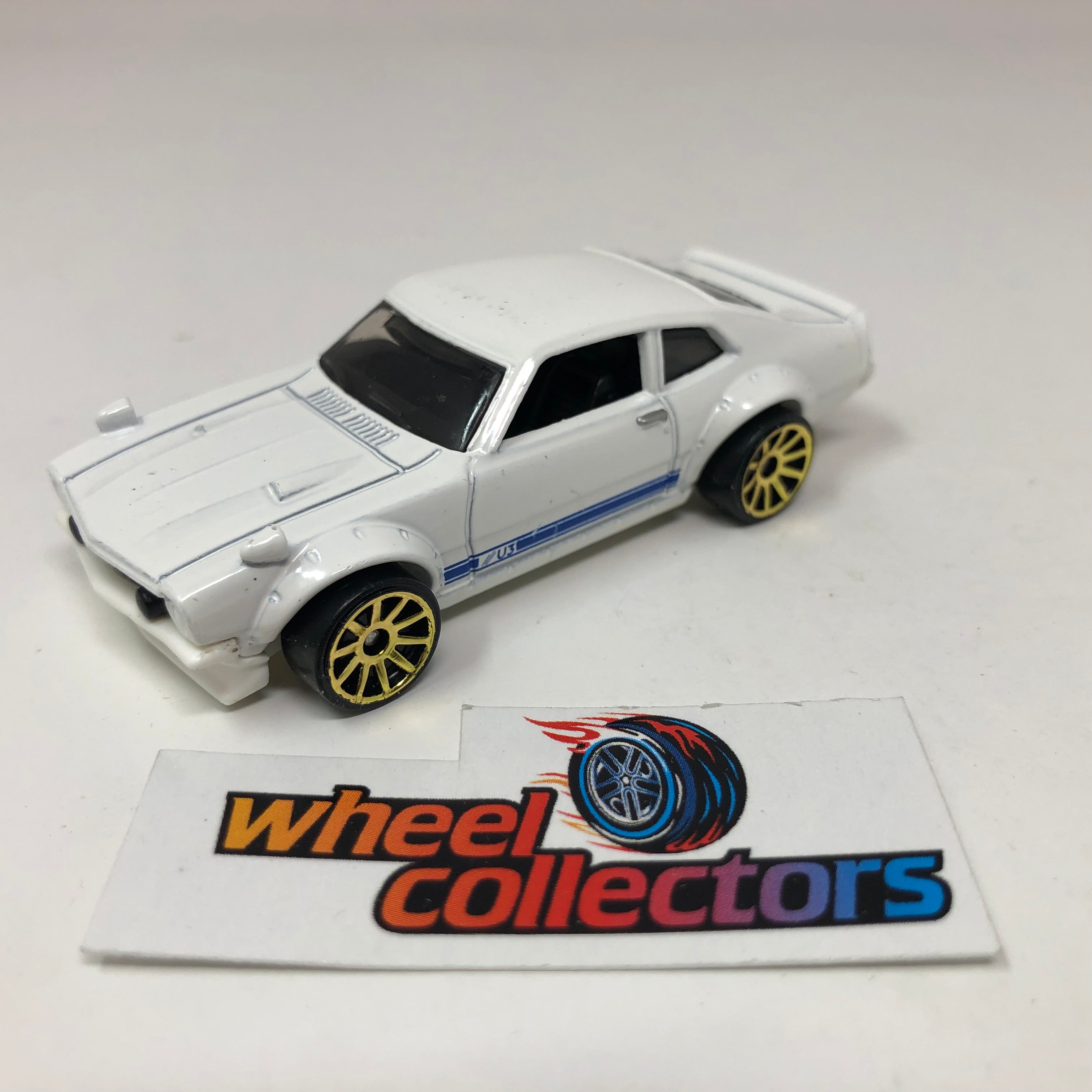 Custom Ford Maverick * White * Hot Wheels Loose 1:64 Scale、mySite、hgirdovlk