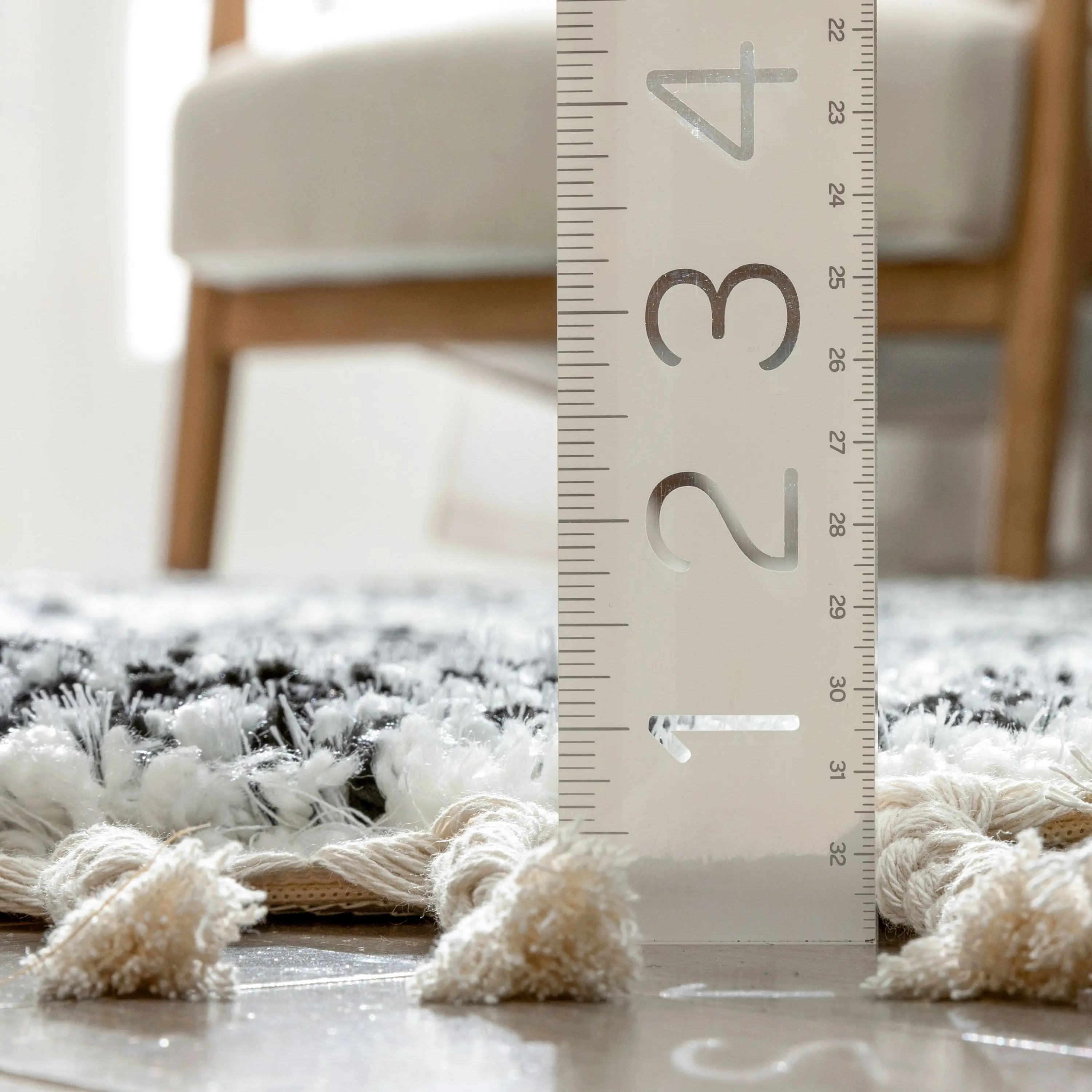 Tayanna Tribal Moroccan Ivory Shag Rug、mySite、gigharbornorthrealestate