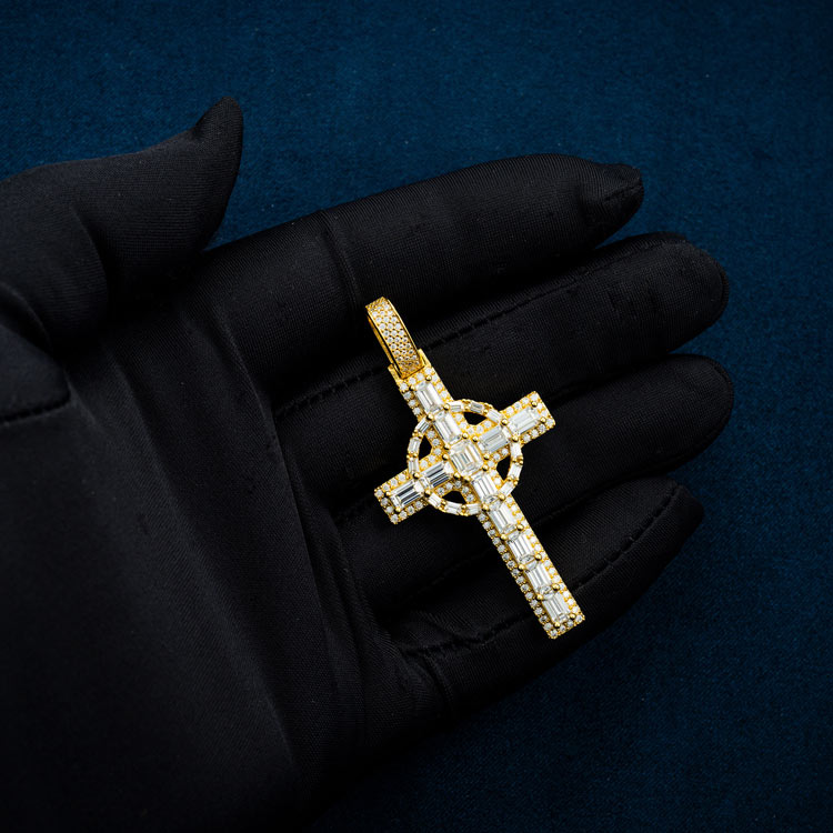 Moissanite Celtic Cross Pendant 14K Gold、mySite、hinf8tx79
