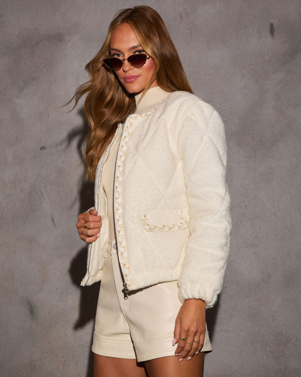 {product_title} - {shop_name}