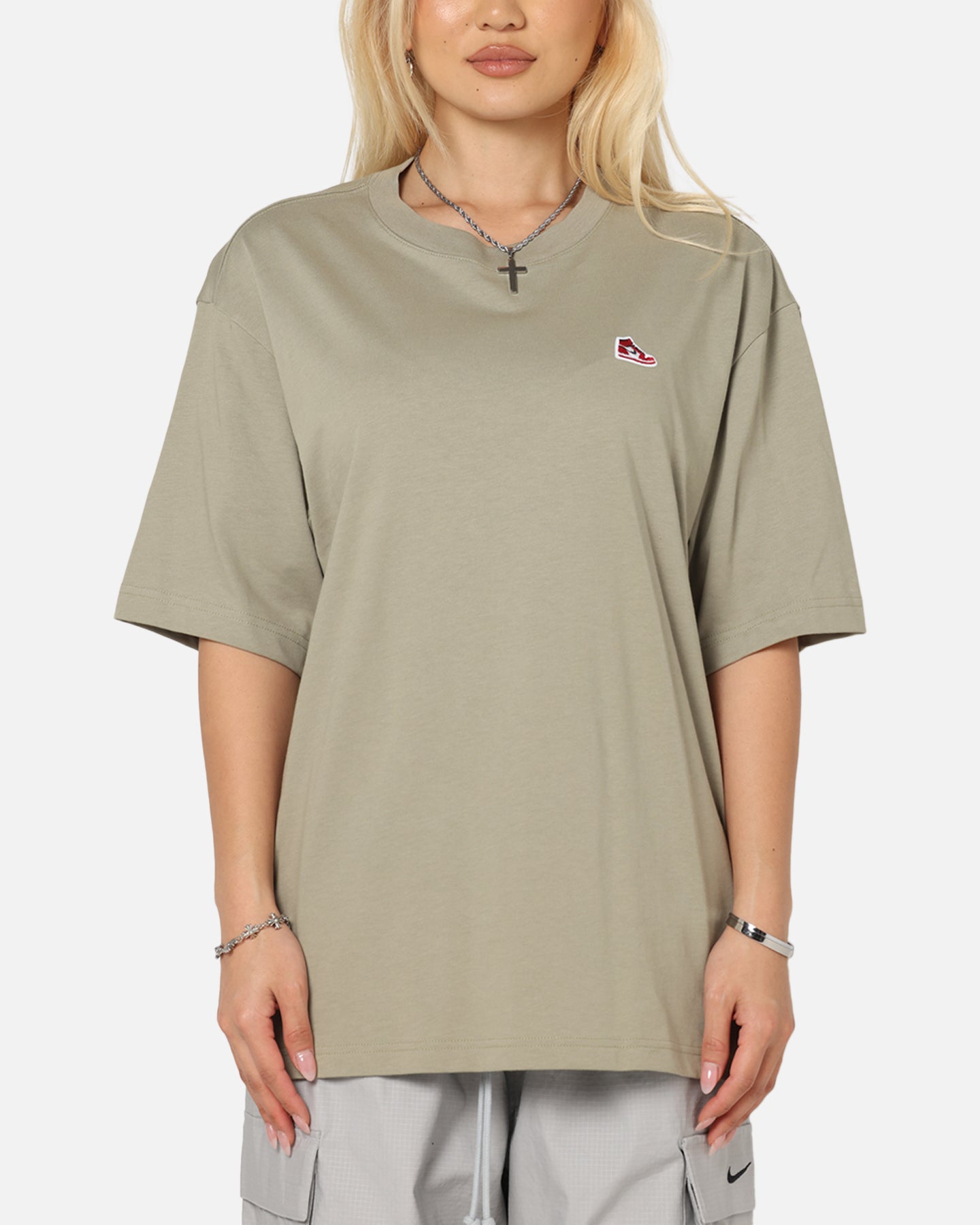 Jordan Brand Sneaker Patch Crewneck T-Shirt Khaki/Black、mySite、zt4zffjzw