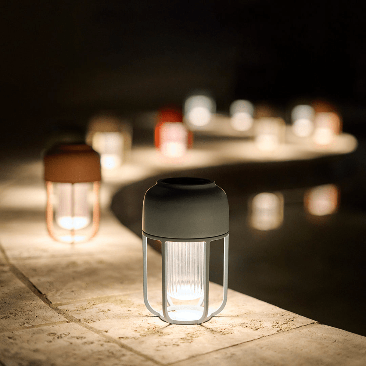 Light No. 1 Portable Outdoor Lamp、mySite、neckold