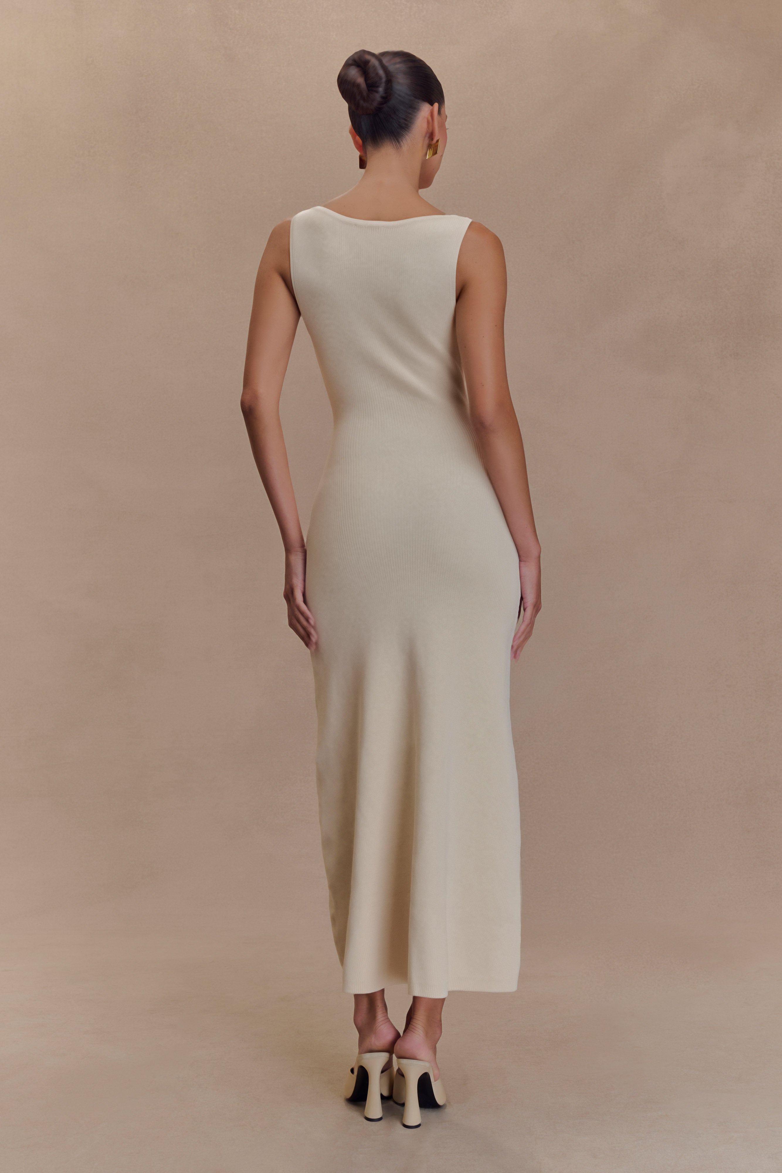 Sawyer Sleeveless Buttoned Maxi Dress - Ivory、mySite、solidvoid