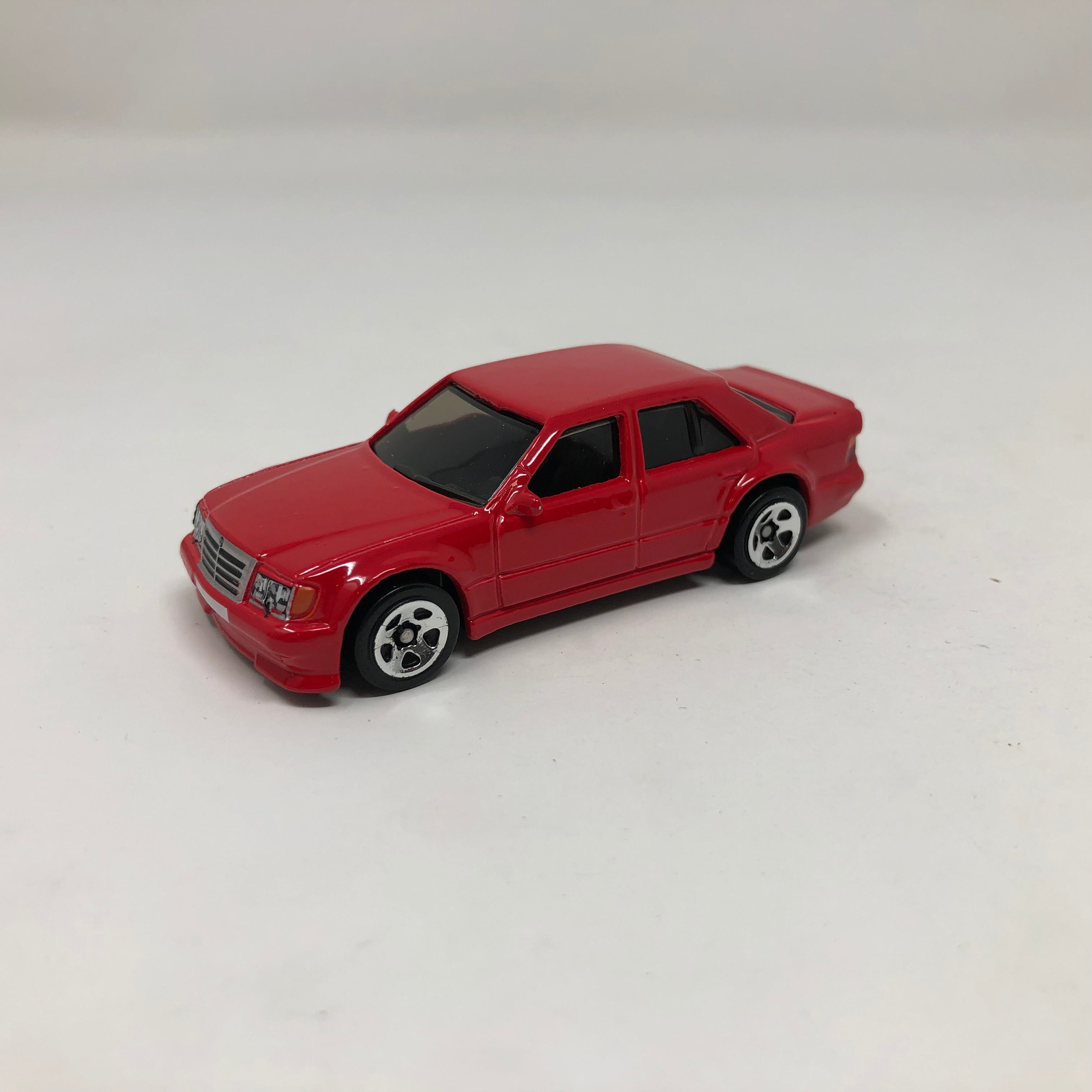 Mercedes-Benz 500 E * Hot Wheels 1:64 scale Loose Diecast、mySite、hgirdovlk
